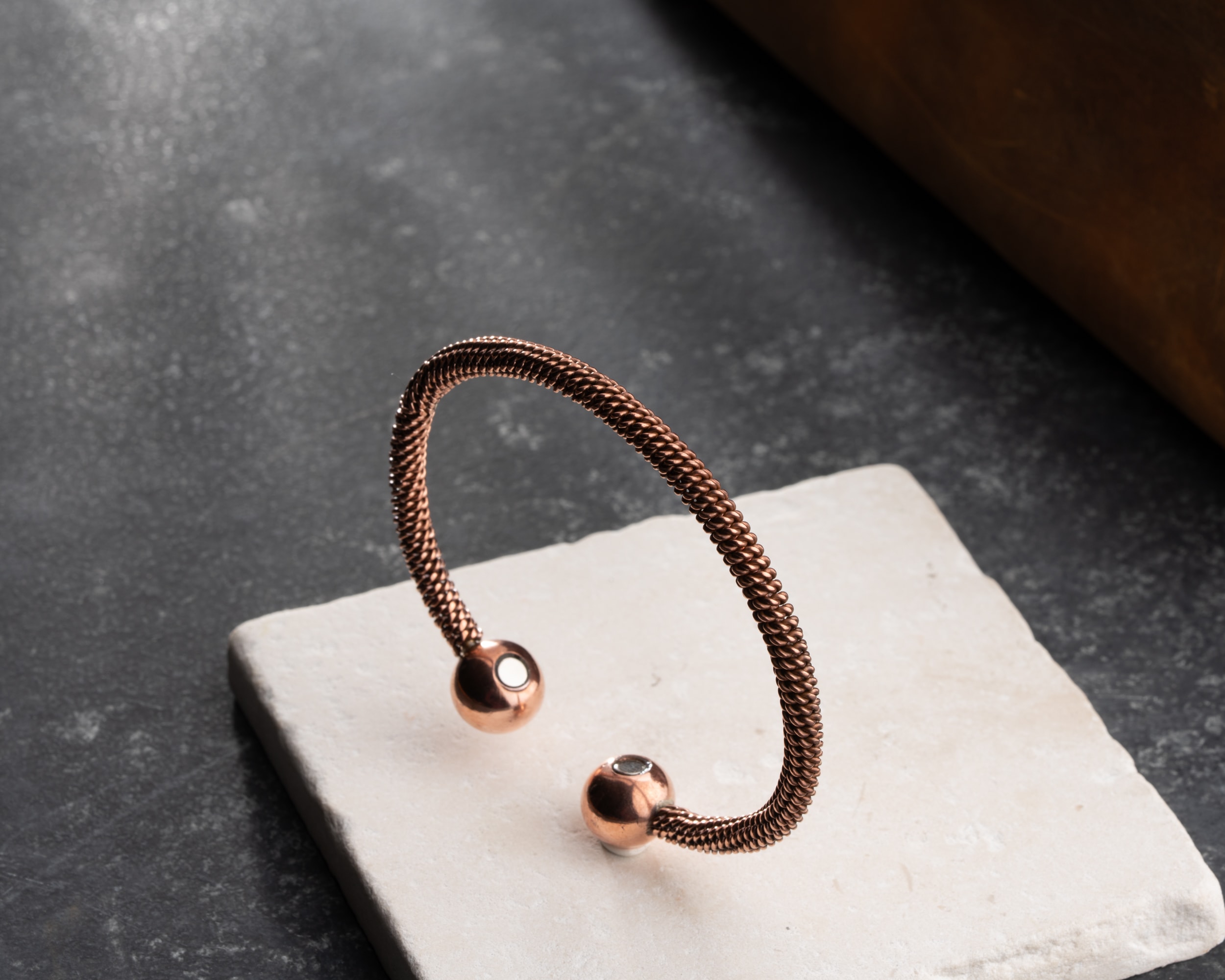 El Yapımı %100 Saf Bakır Bileklik | Minimalist El İşçiliği Ayarlanabilir Model