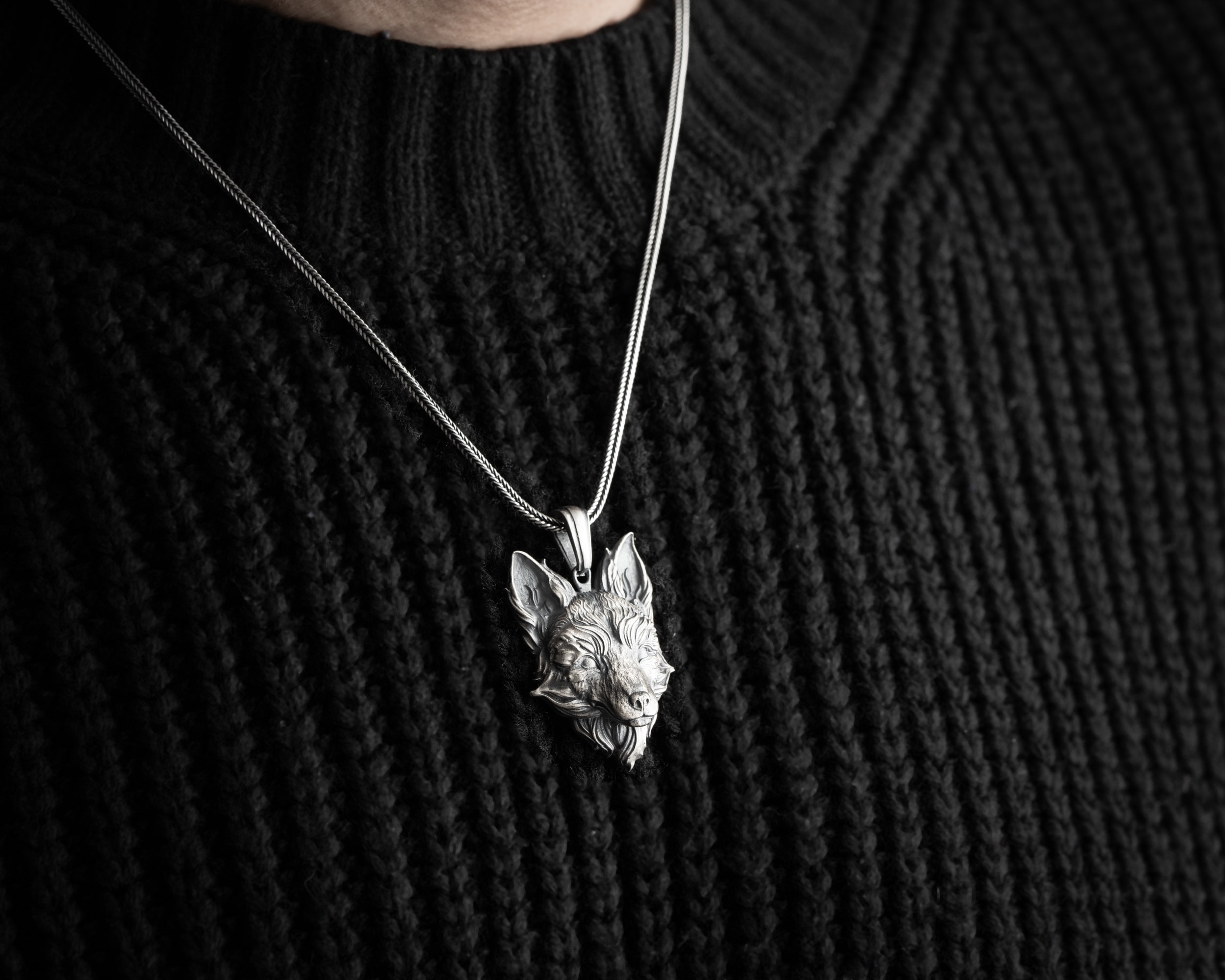 Kurt Erkek Kolye | Tilki Kuyruğu Zincirli Güç ve Özgürlük Tasarımı