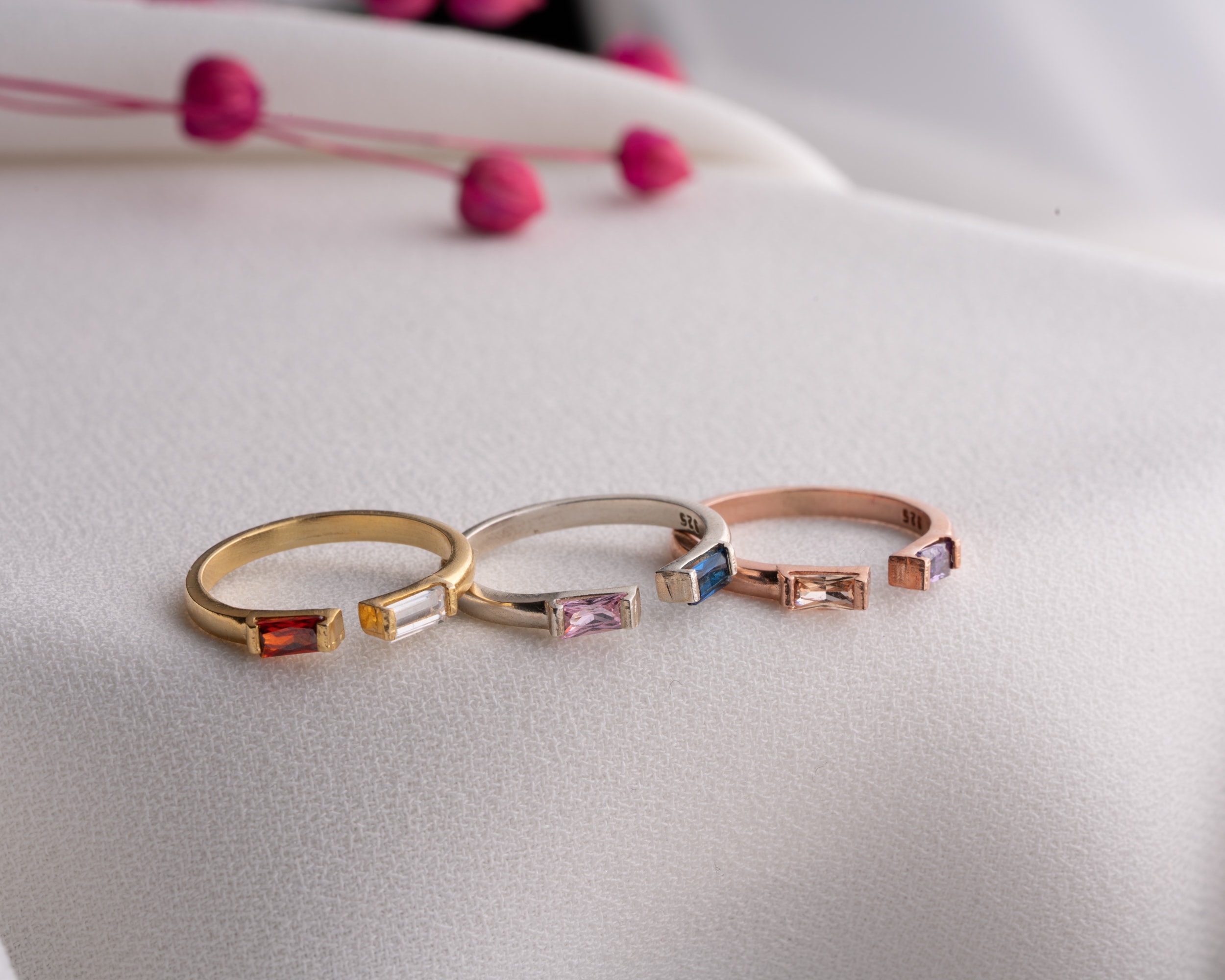 Kişiye Özel Baget Doğum Taşlı Çift Yüzük | Minimal ve Şık