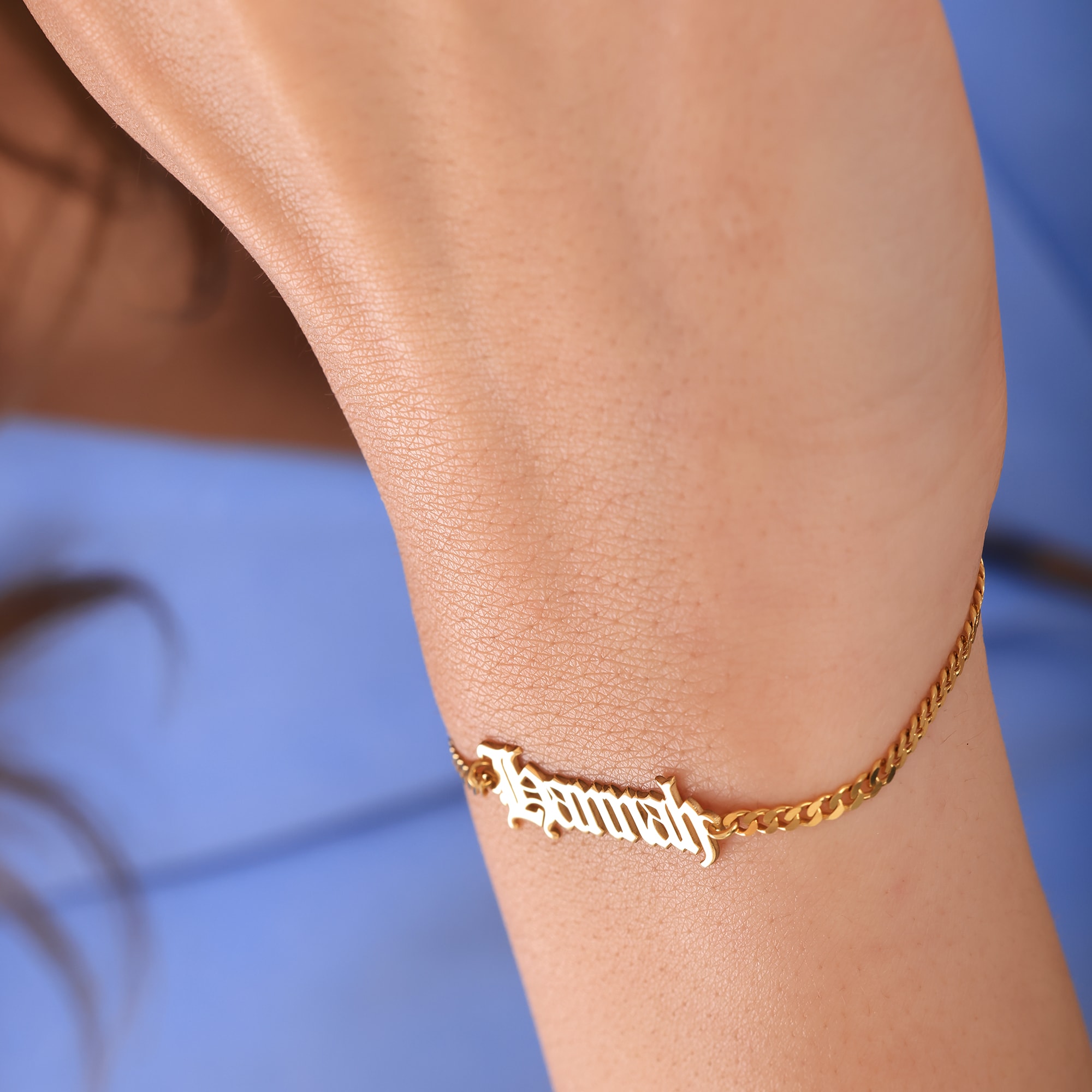 🔗 Gurmet Zincirli İsim Bileklik – Güçlü Stilinize Kişisel Bir Dokunuş - Unisex Gurmet Zincirli İsim Bileklik