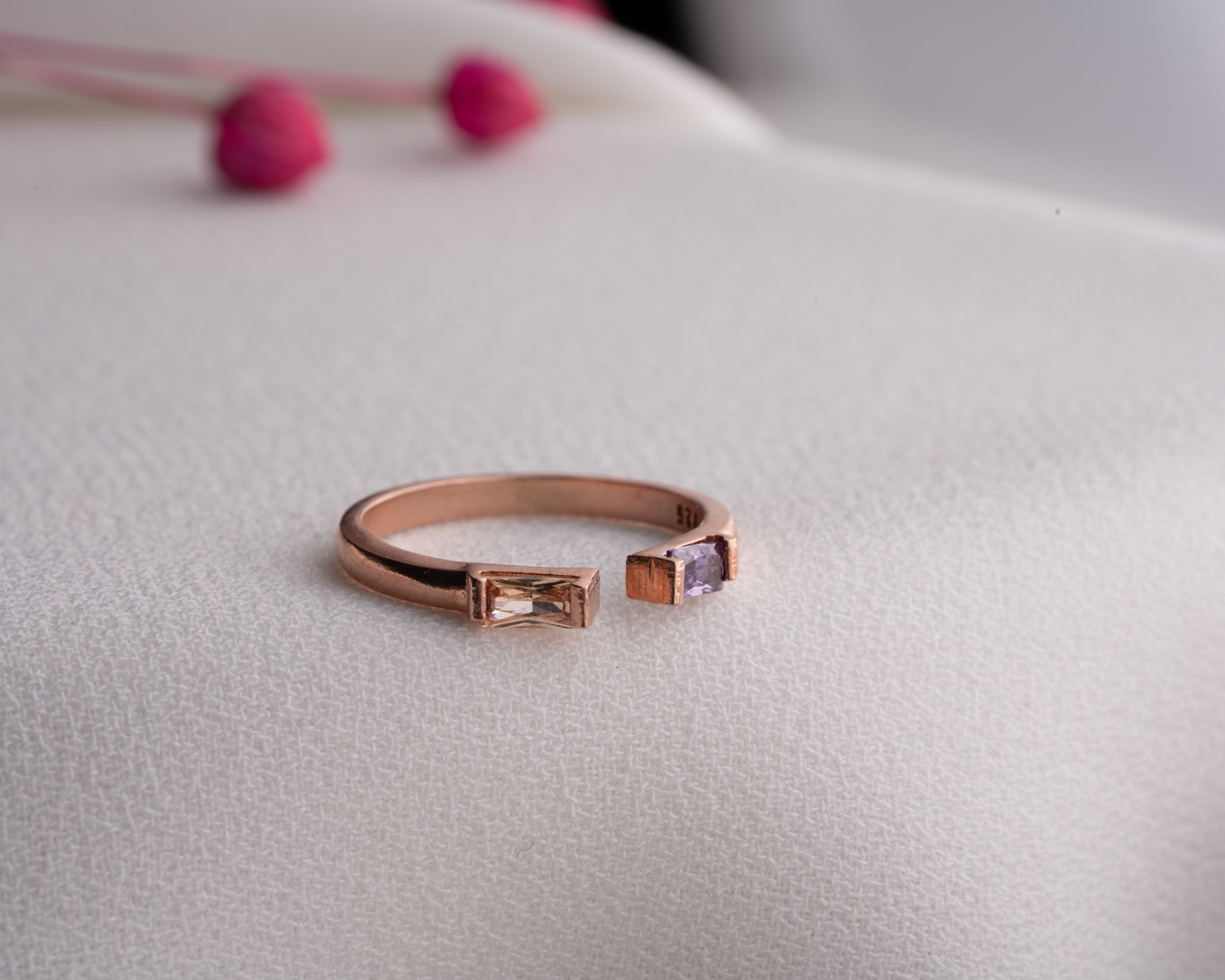 Kişiye Özel Baget Doğum Taşlı Çift Yüzük | Minimal ve Şık