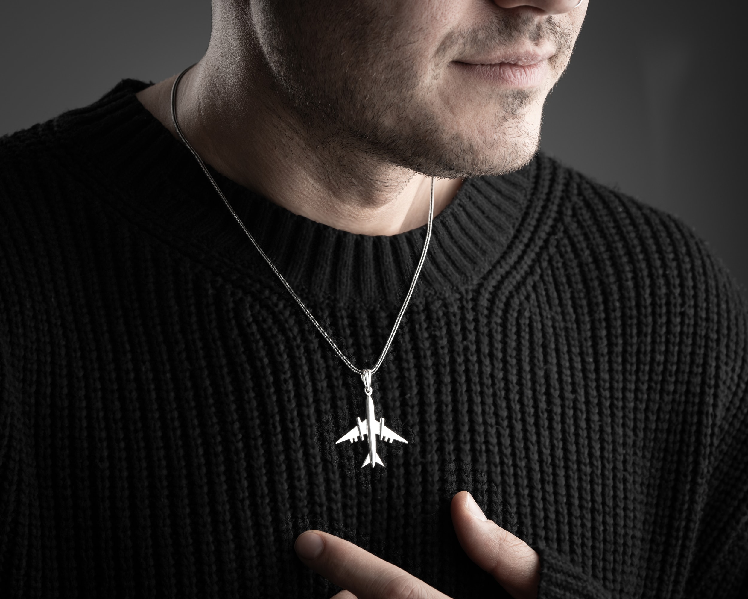 3 Boyutlu Uçak Erkek Kolye | Tilki Kuyruğu Zincirli Modern ve Şık Tasarım