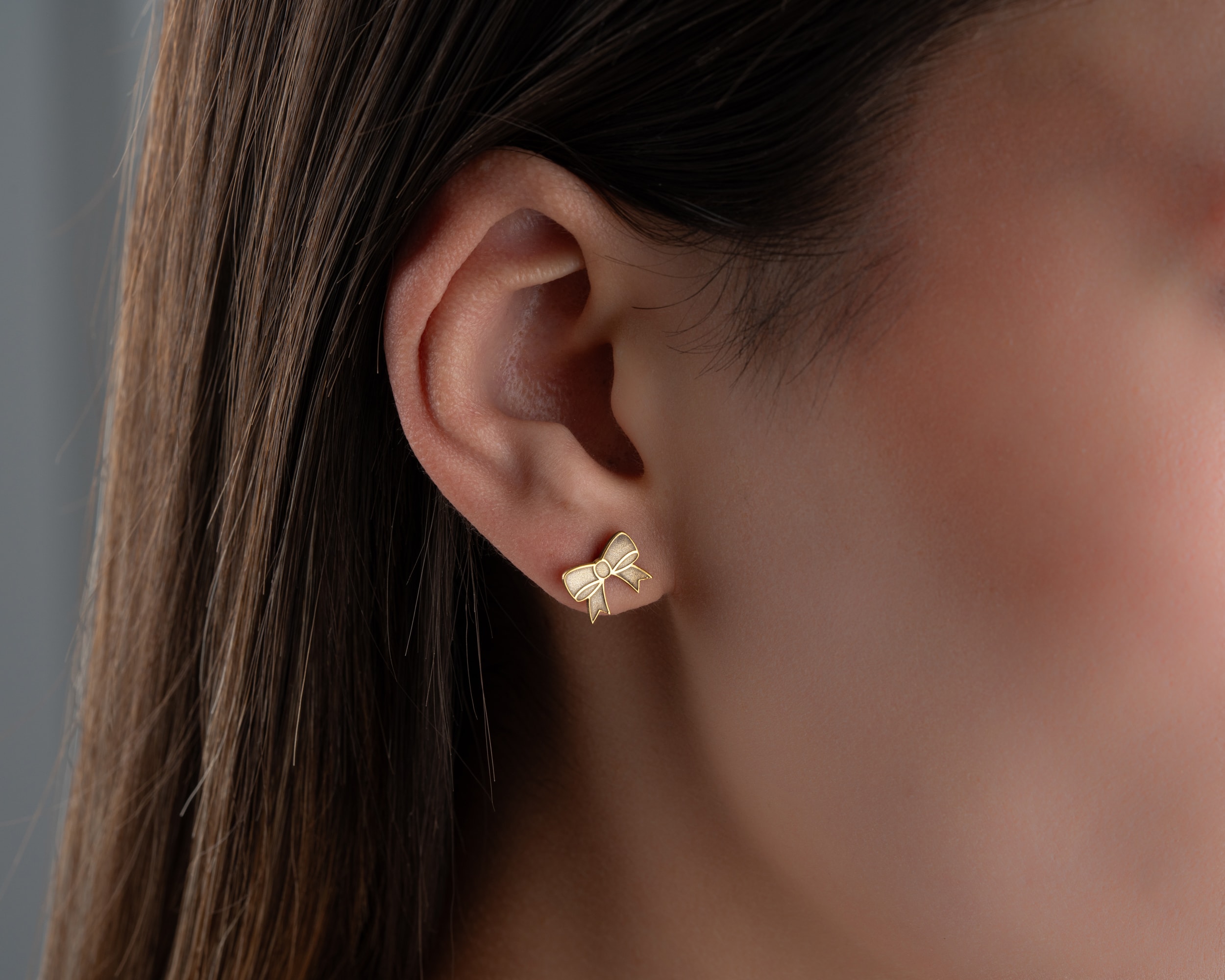 925 Ayar Gümüş Çivili Fiyonk Küpe – Zarafetin Tatlı Hali