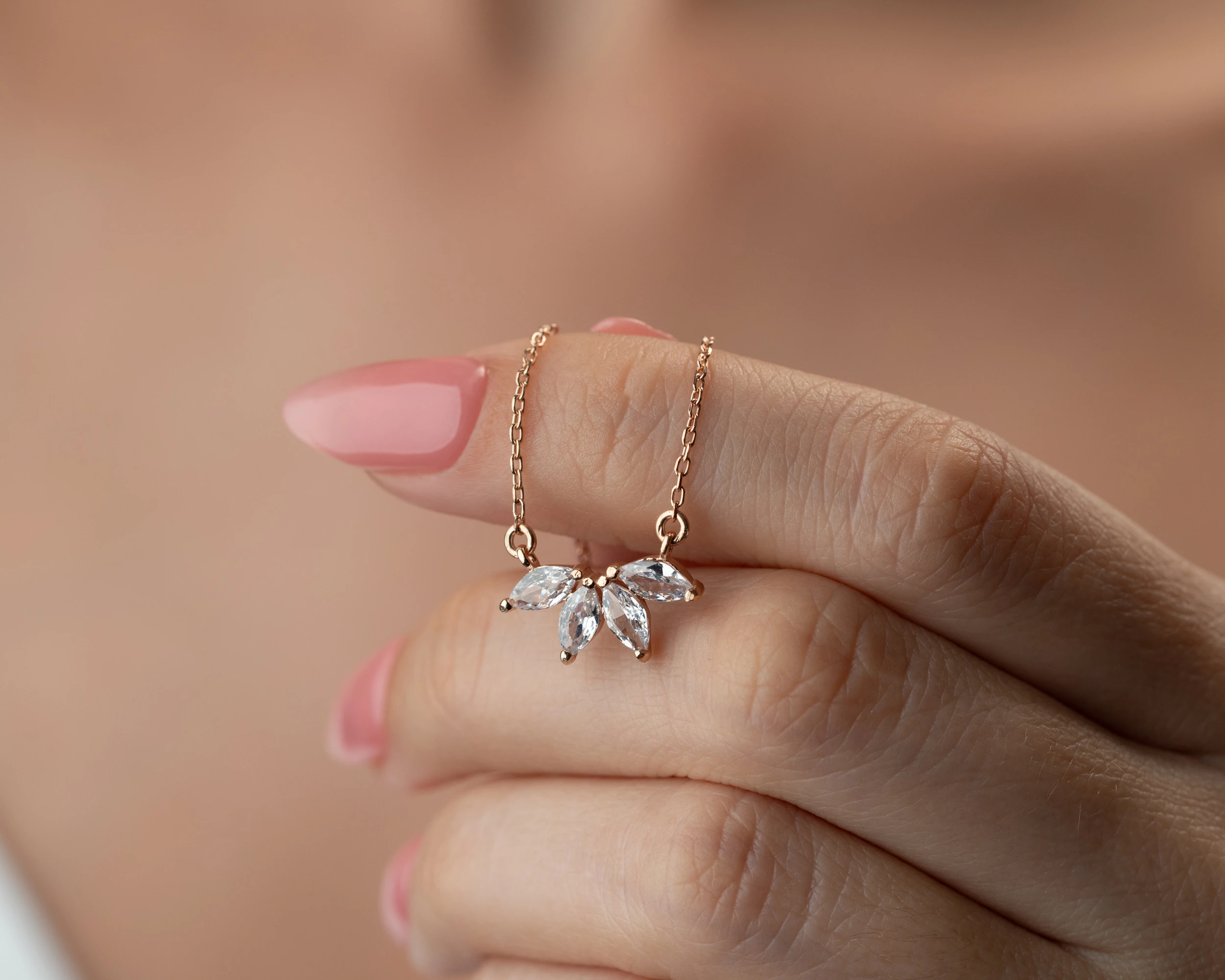 Markiz Kesim 4’lü Zirkon Taşlı Kolye – Işıltılı ve Zarif Kadın Kolye | Gümüş, Gold, Rose