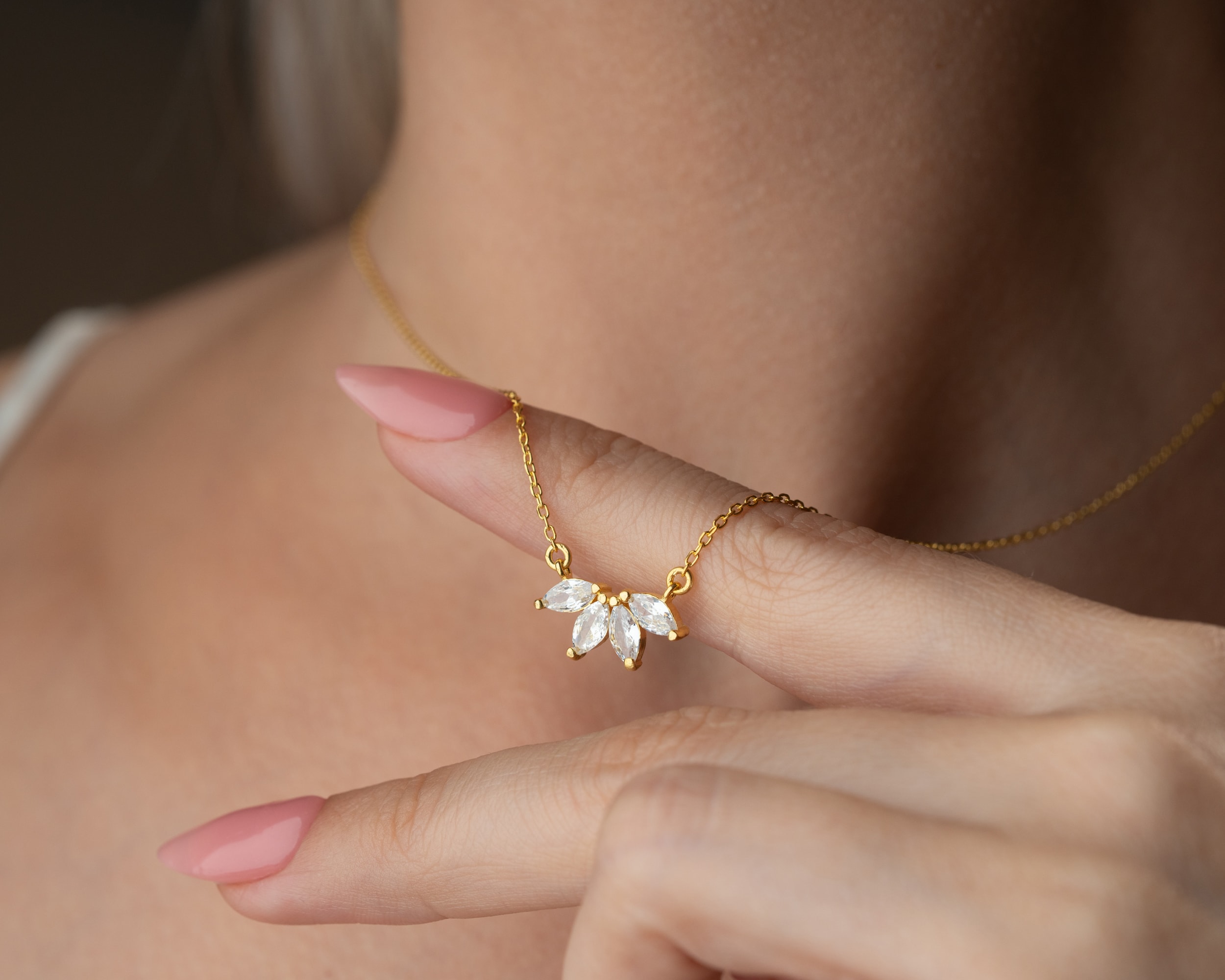 Markiz Kesim 4’lü Zirkon Taşlı Kolye – Işıltılı ve Zarif Kadın Kolye | Gümüş, Gold, Rose