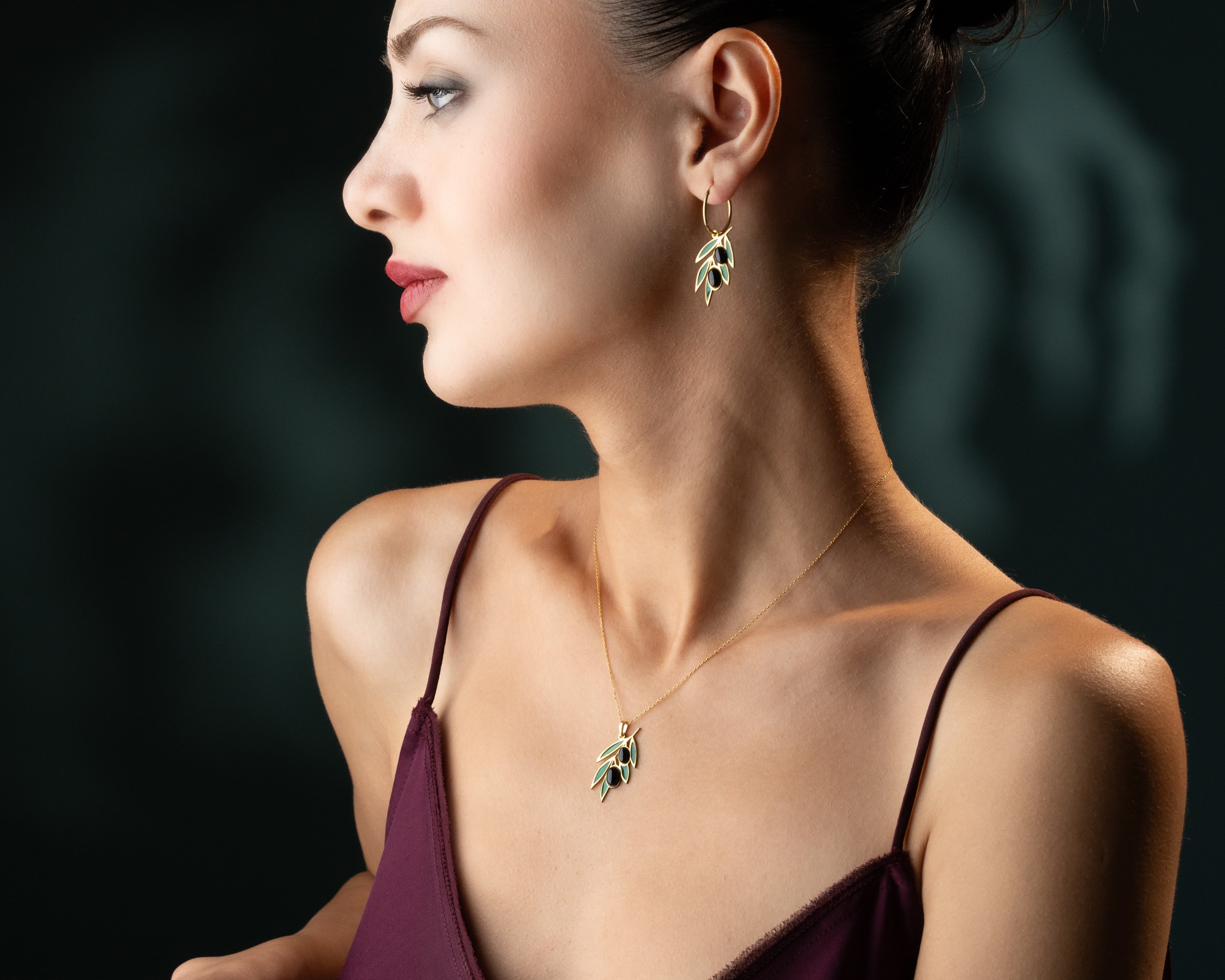 Zeytin Dalı Renkli Mineli Çift Oniks Taşlı Kolye ve Küpe – 925 Ayar Gümüş Set