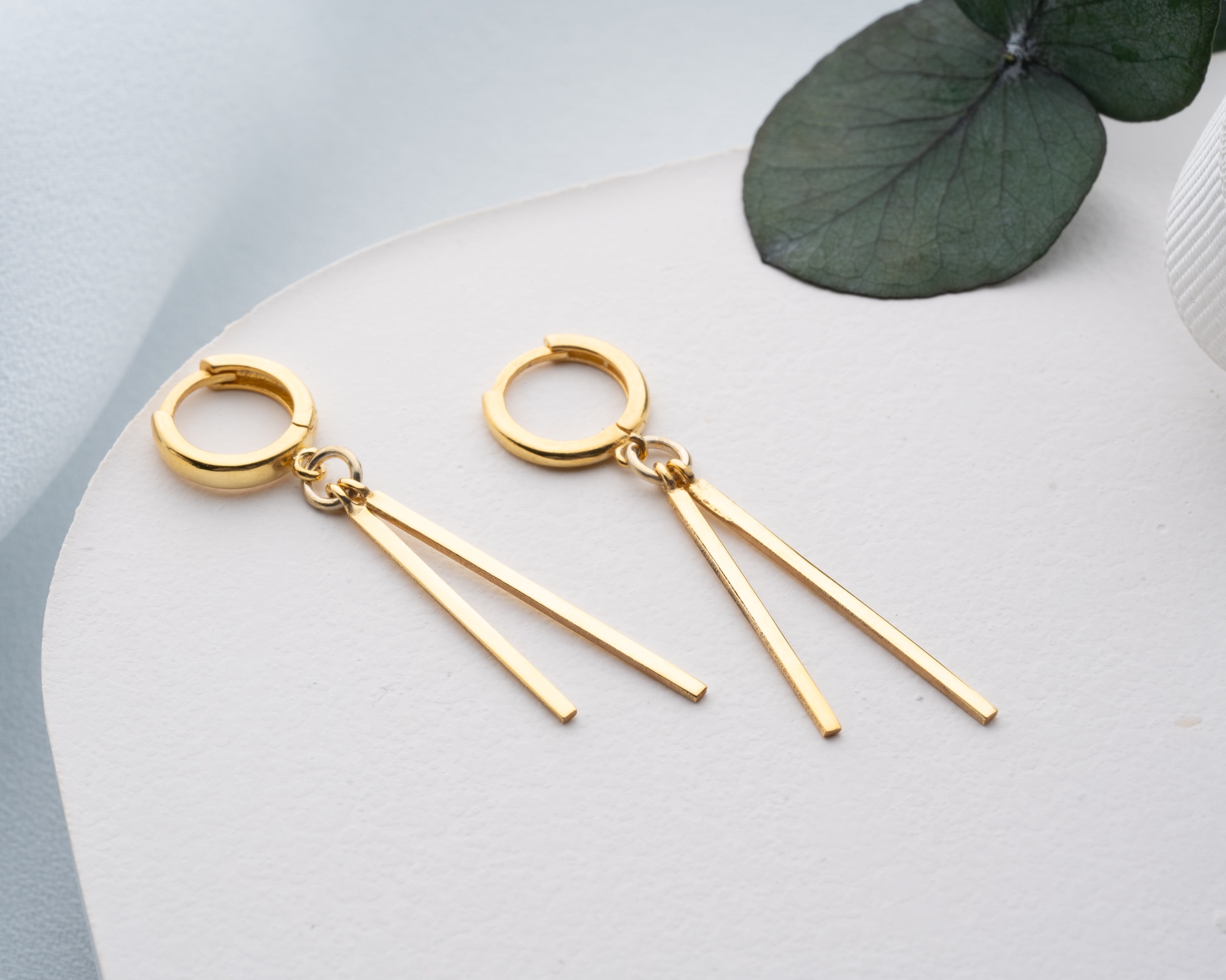 Halkalı Çift Sallantılı Küpe – Işıltılı 925 Ayar Gümüş Zarafeti - Modern Kadın Küpe Modelleri