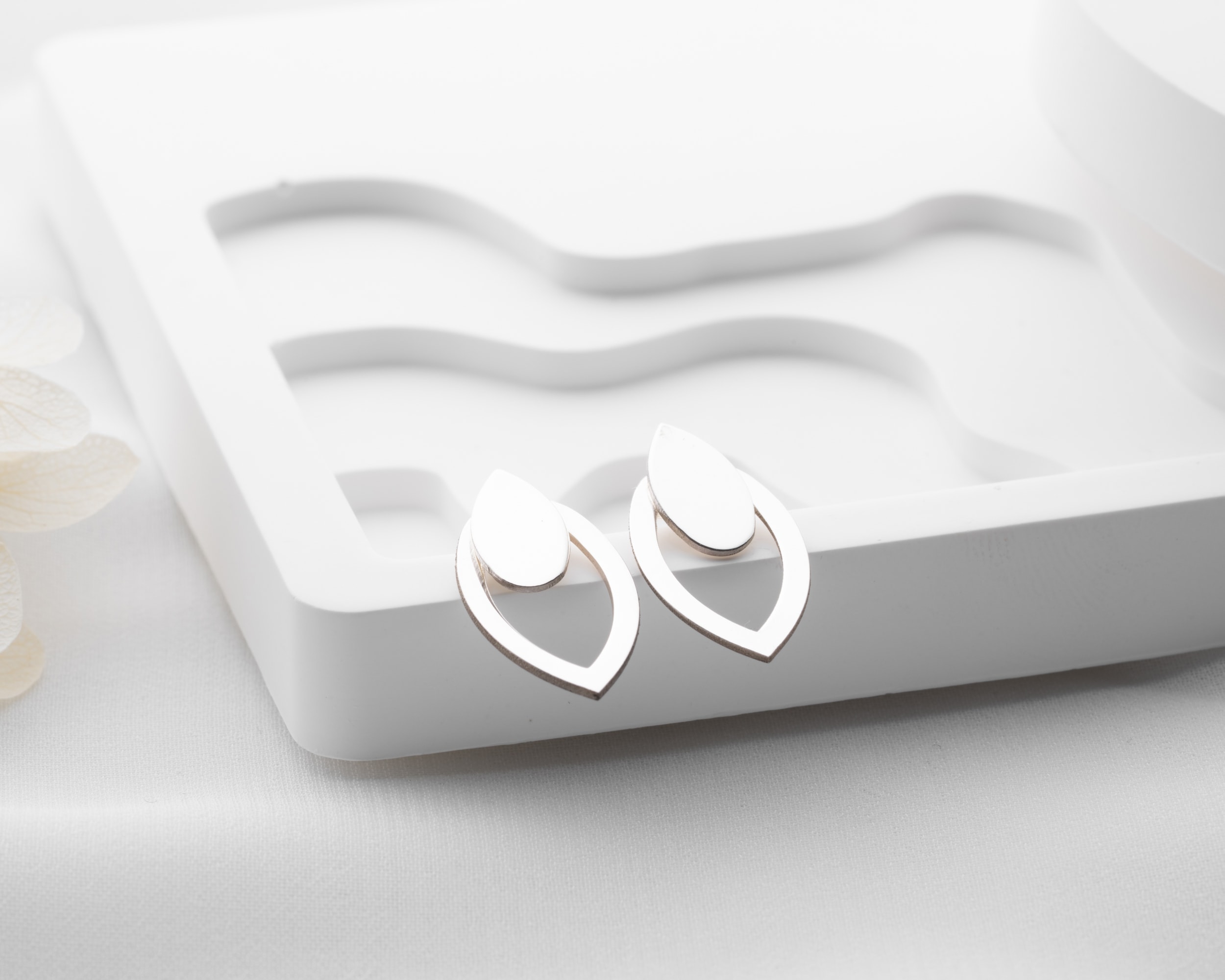 Çivili Çift Katlı Damla Küpe 925 Ayar Gümüş – Günlük ve Özel Kombin Kadın Küpesi