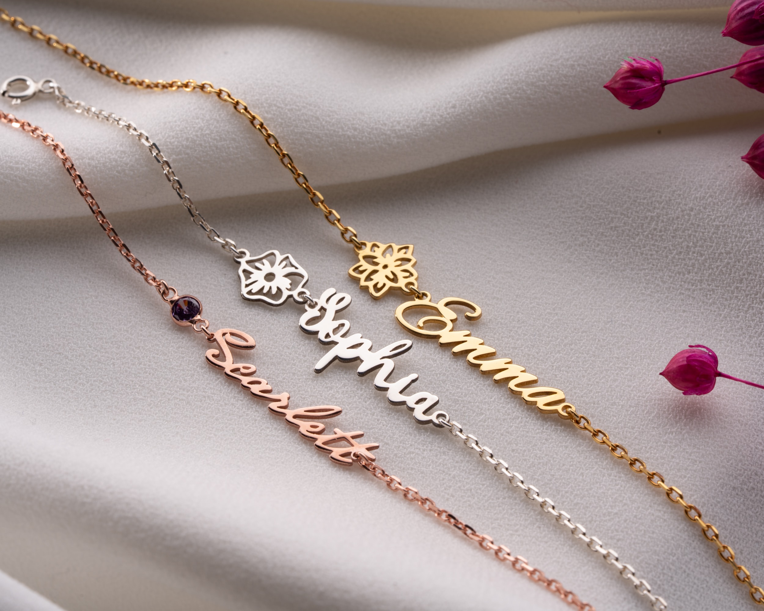 Doğum Çiçekli Doğum Taşlı İsim Bileklik – Kişiye Özel | Minimal ve Zarif