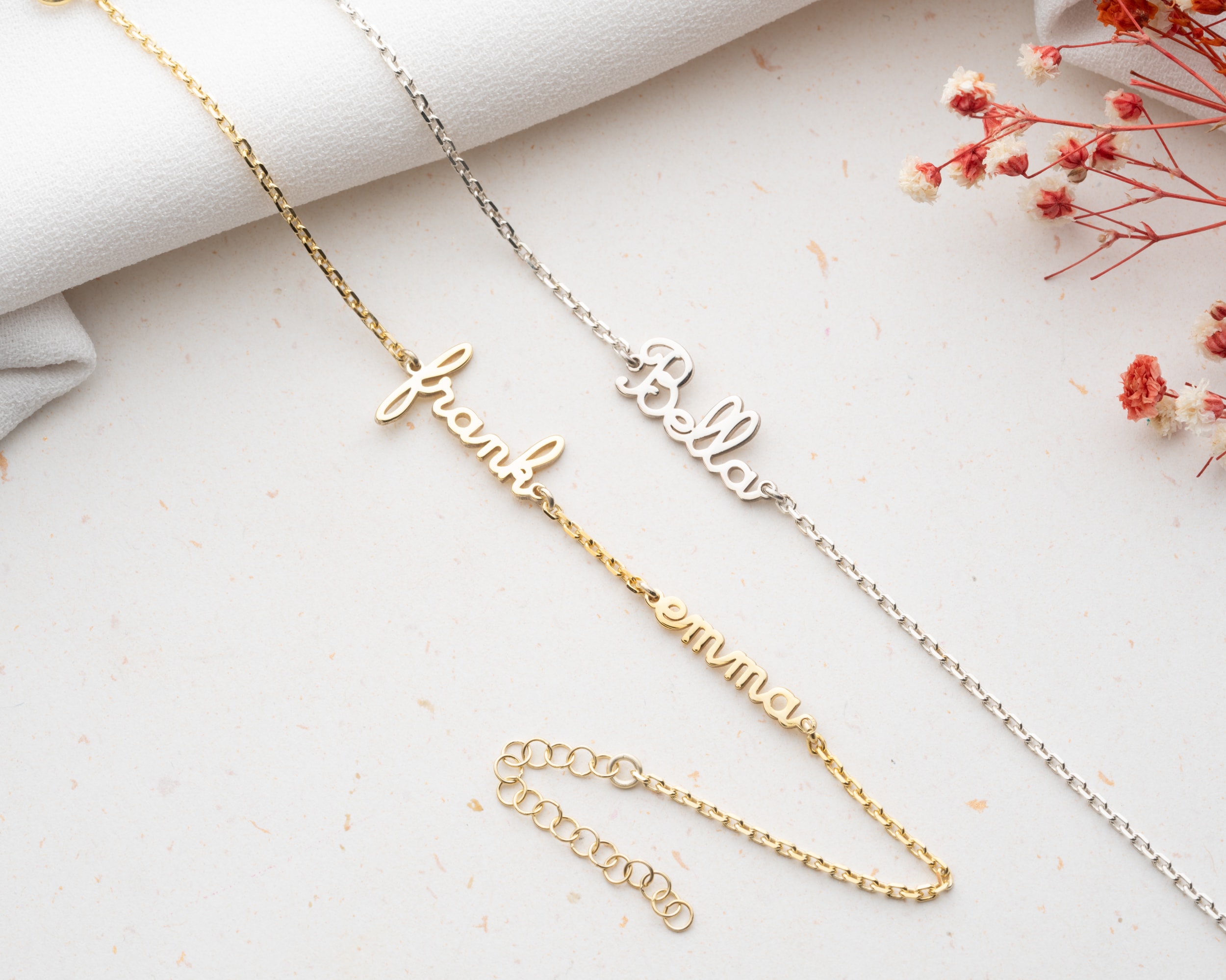 İsim Yazılı Bileklik - Tek veya Çift İsim Seçenekli - Çoklu İsimli Bileklik – Aile, Sevgili ve Arkadaş İsimleriyle Kişisel Takı