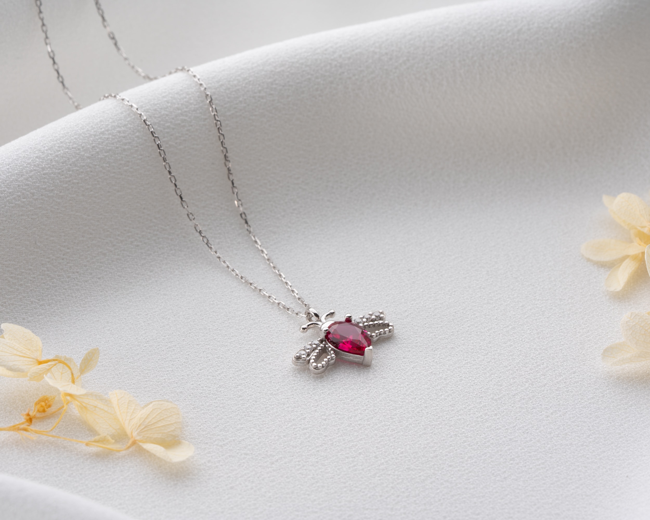 Doğum Taşlı Arı Kolye – 925 Ayar Gümüş Kişiye Özel Takı