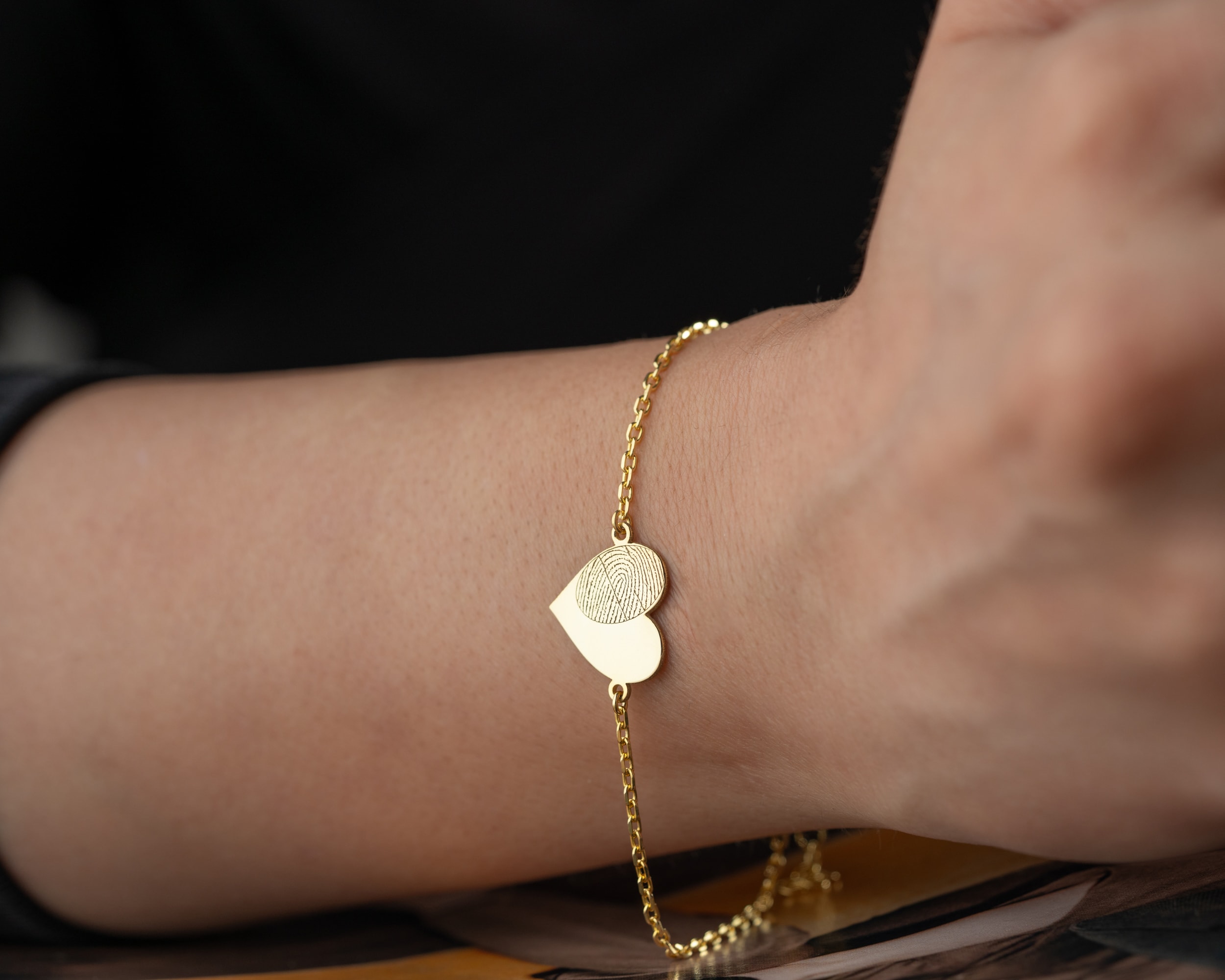 Kişiye Özel Disk, Oval veya Kalp Şekilli Çift Parmak İzi Bileklik – Anlamlı Hatıra Tasarımı