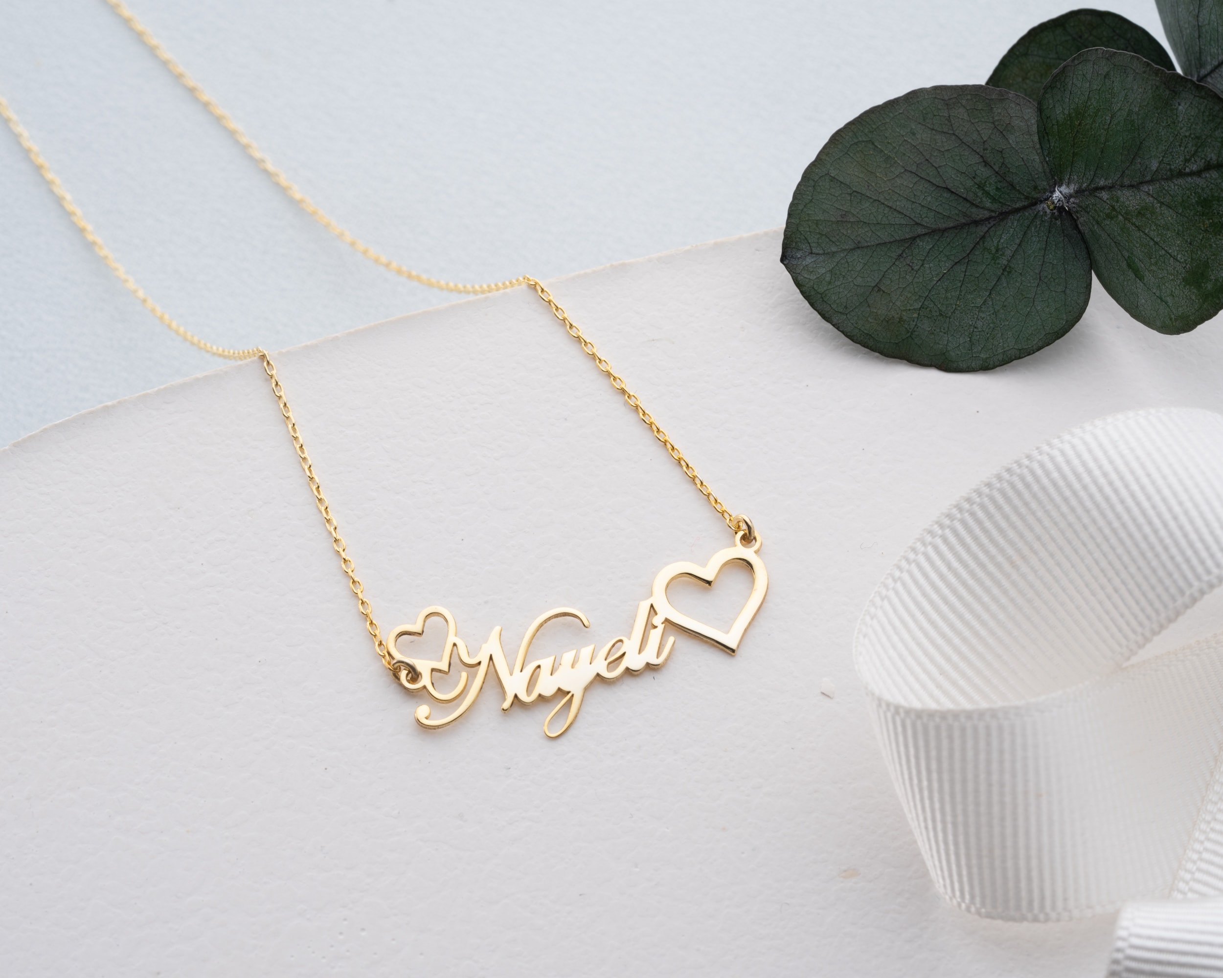 Kişiye Özel Çift Kalpli İsim Kolye – Sevgililere Özel El Yapımı Tasarım