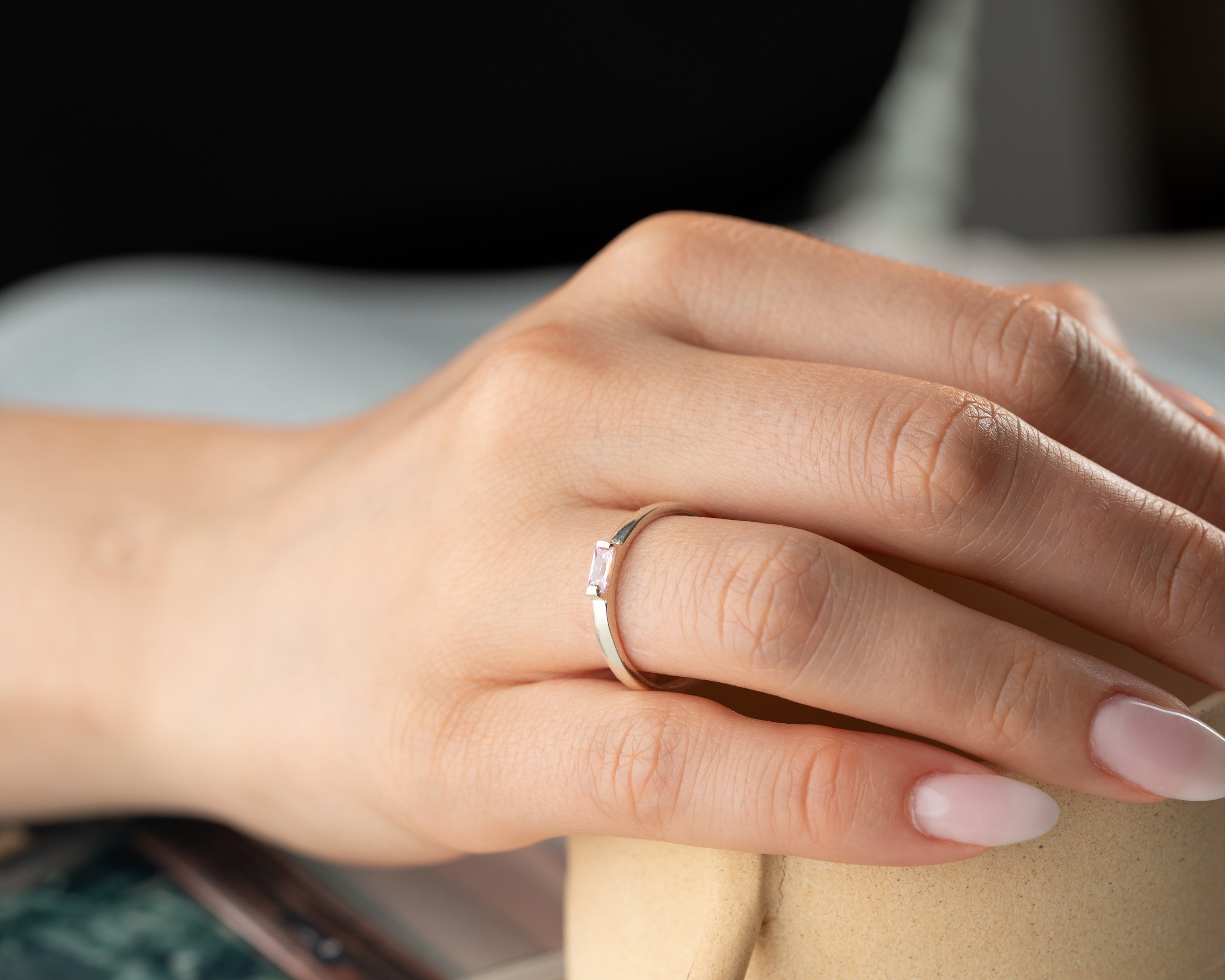 Doğum Ayı Baget Taşlı Yüzük – Anlamlı ve Kişisel Hediye