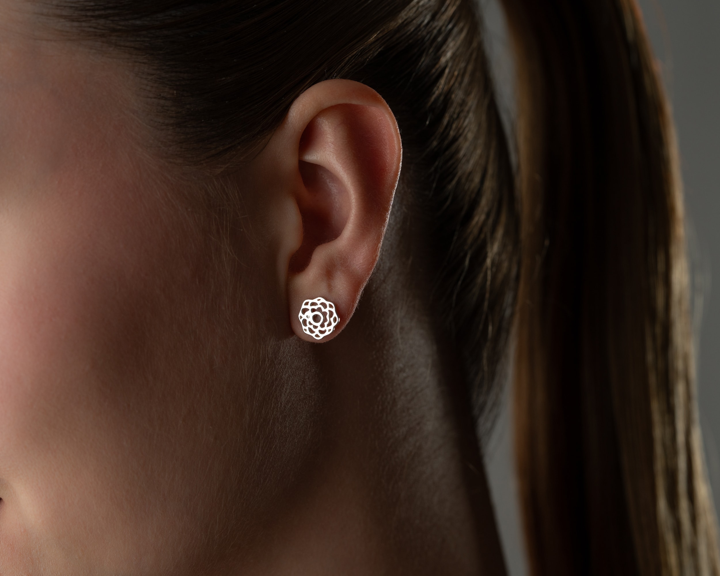 Kişiye Özel Doğum Çiçeği Küpe | Minimal ve Zarif