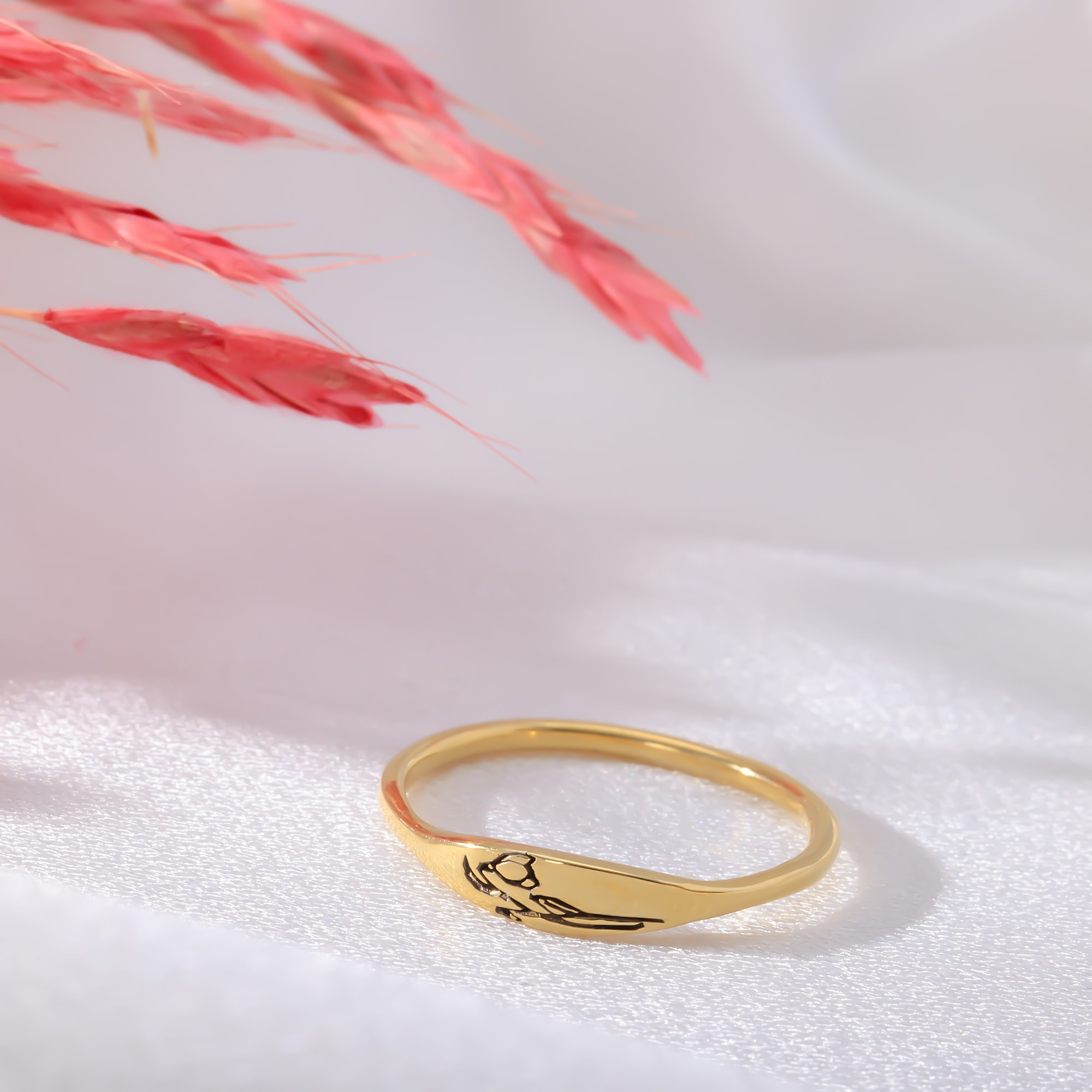 Doğum Çiçekli Yüzük – Kişiye Özel Anlamlı Takı