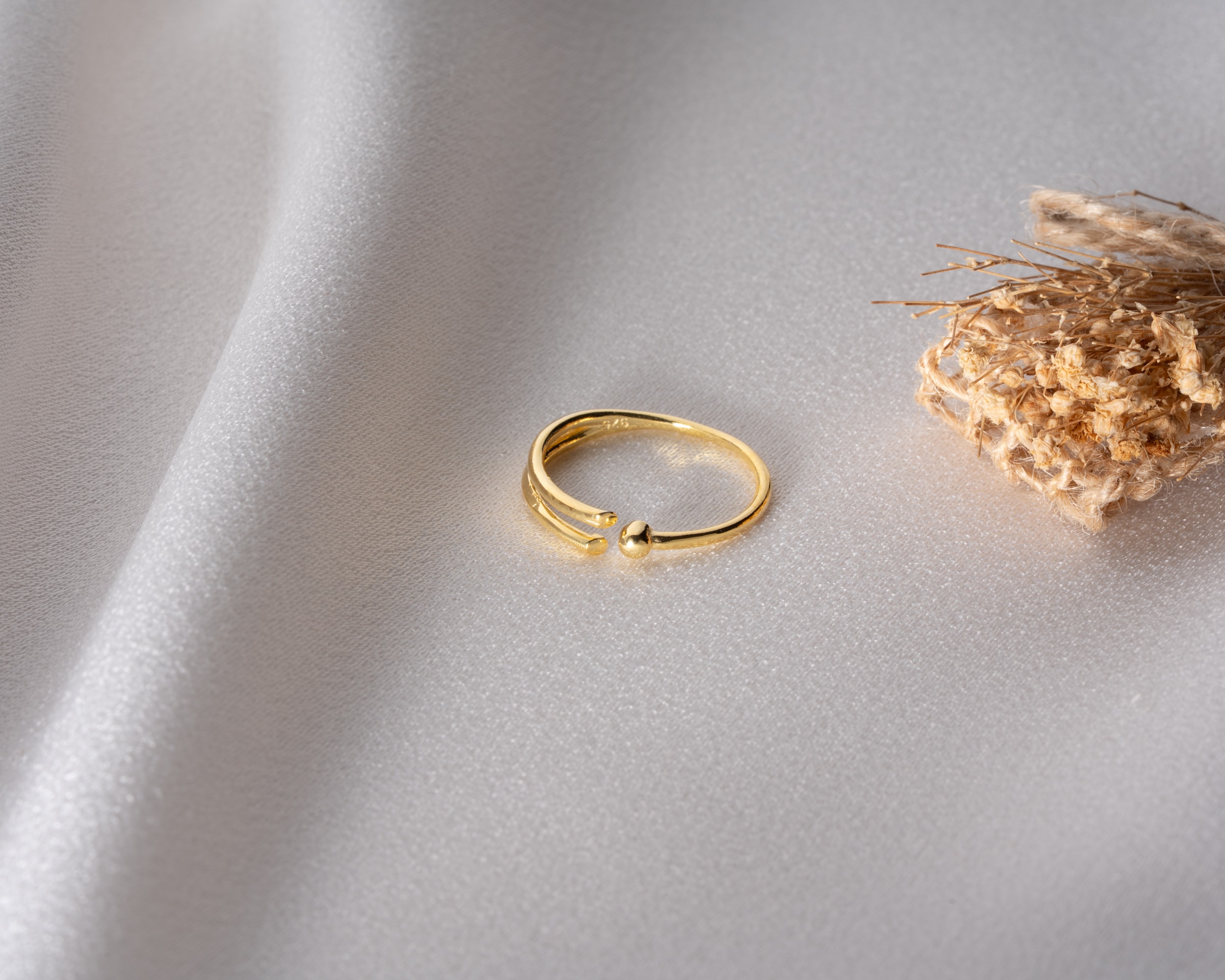 Minimal Uç Detaylı Ayarlanabilir Yüzük – Modern Zarafetin Simgesi | 925 Ayar Gümüş