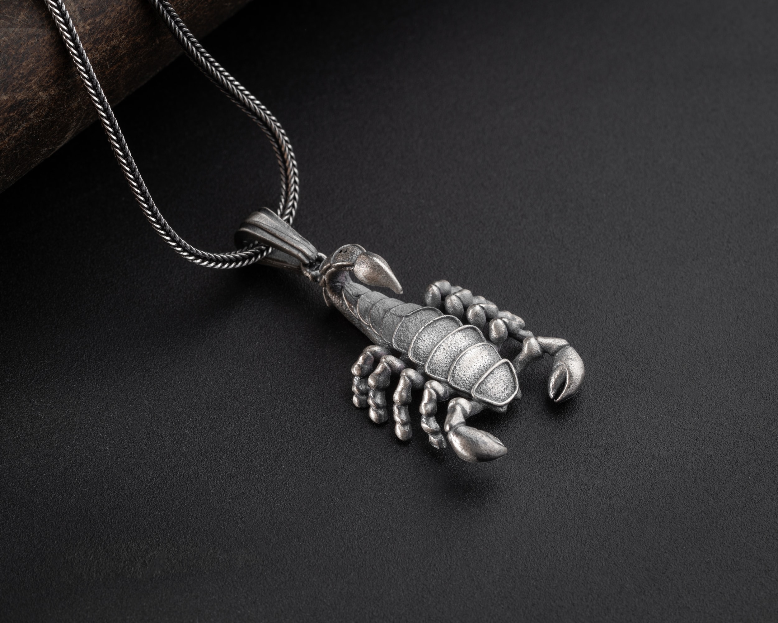 Akrep Erkek Kolye | Tilki Kuyruğu Zincirli Anlamlı ve Şık Tasarım