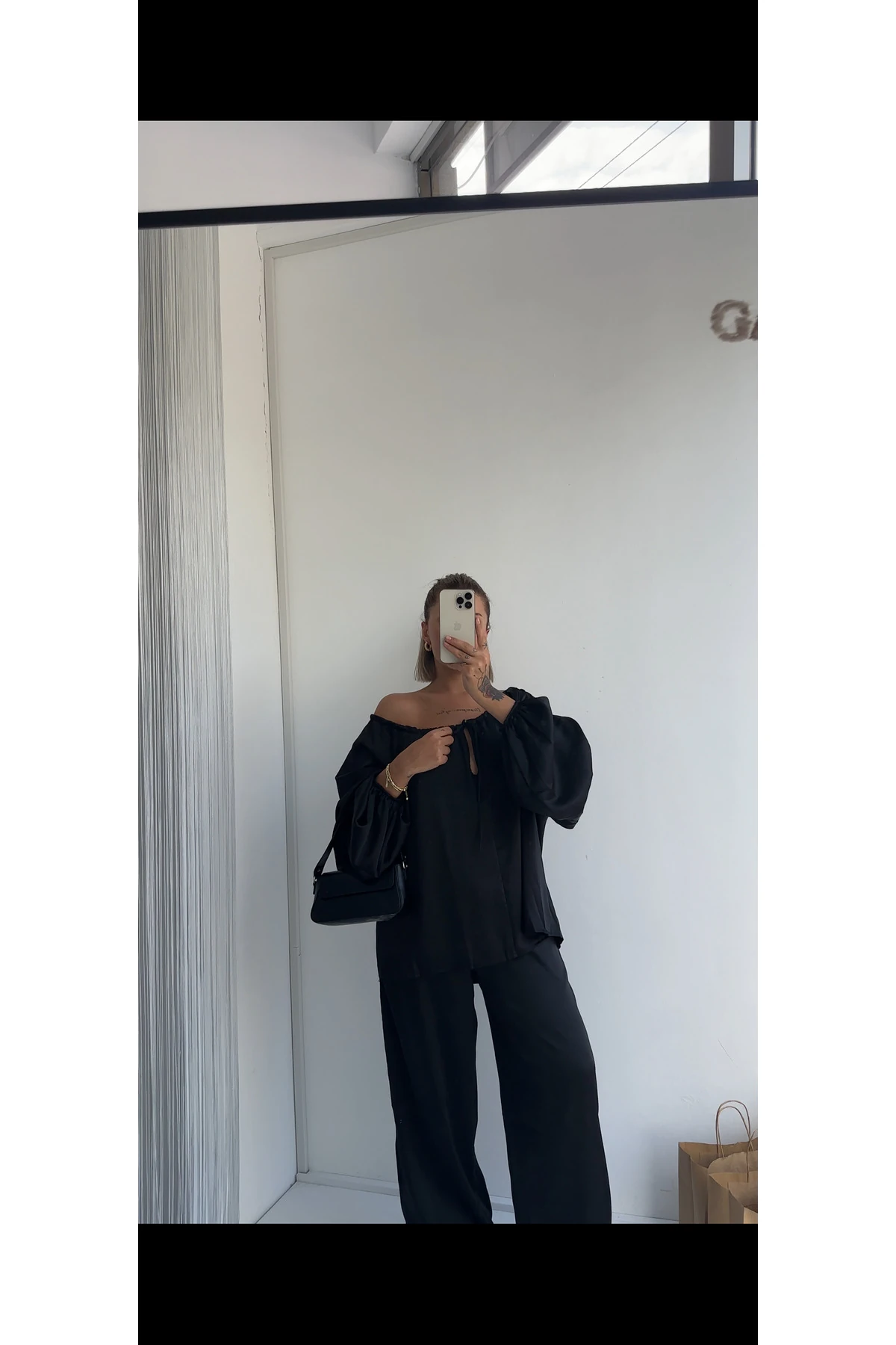 Omzu Açık Oversize Siyah Bluz Pantolon İkili Takım