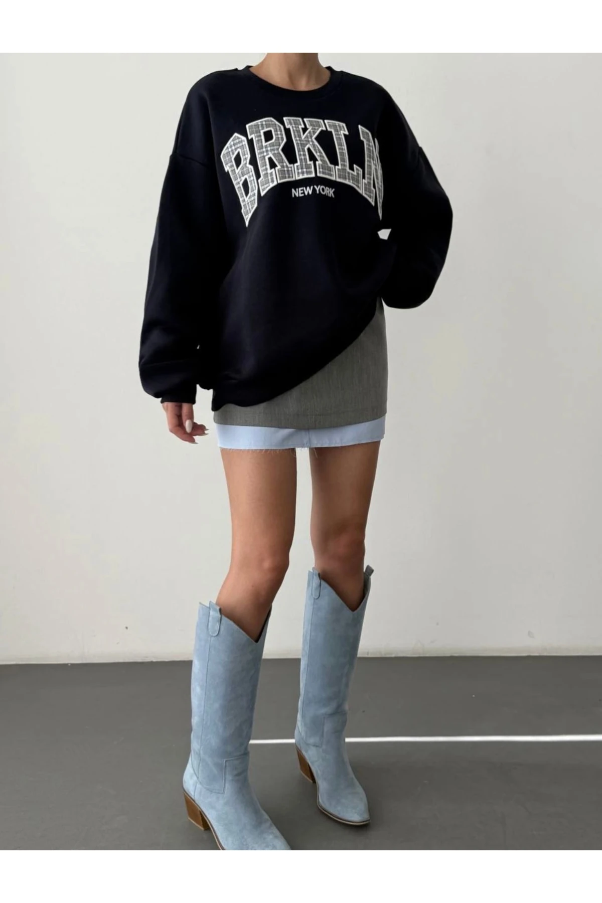 Siyah Baskılı Oversize Sweatshirt
