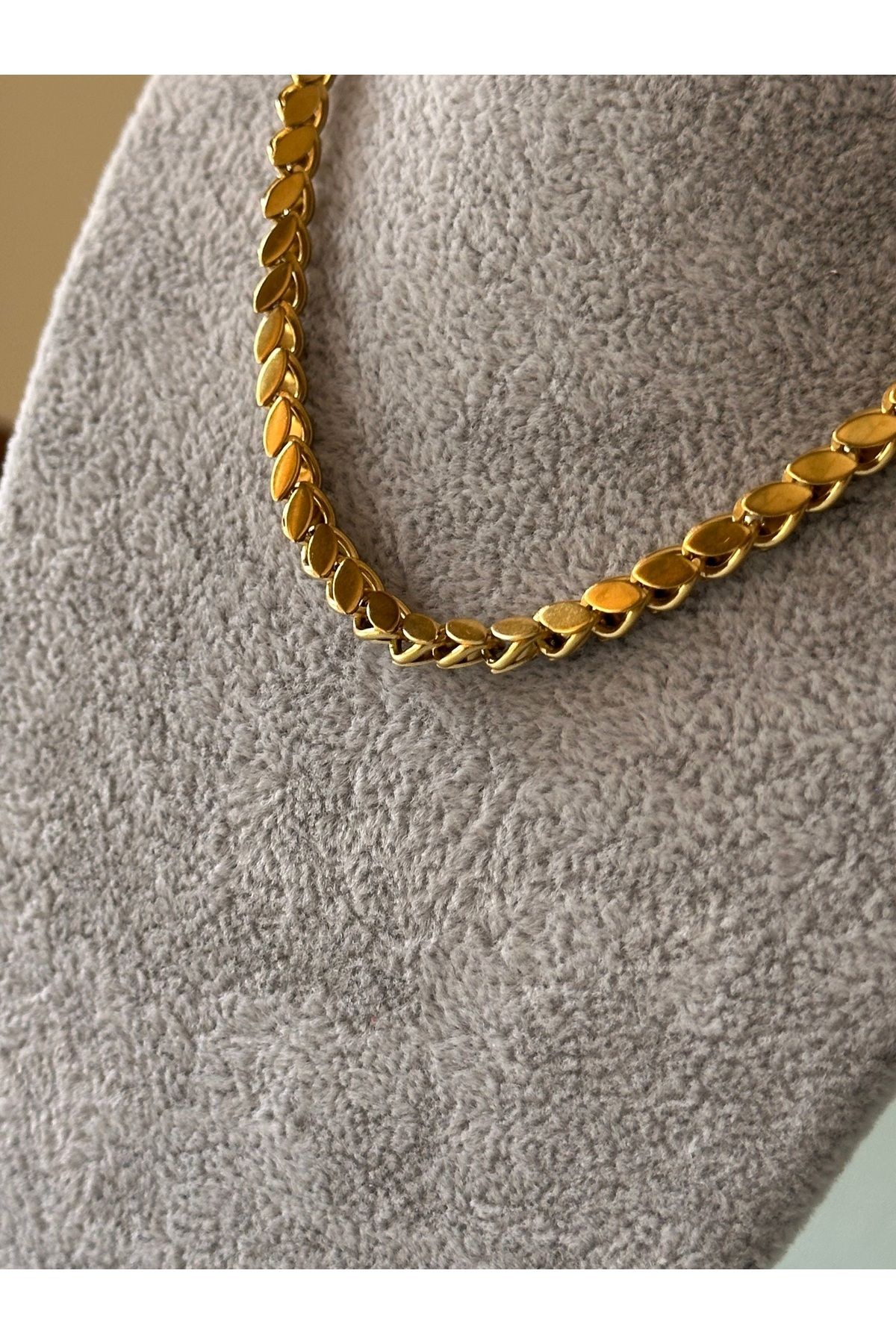 Özel Seri Arpa Zincir Gold Çelik Kolye (39 Cm)