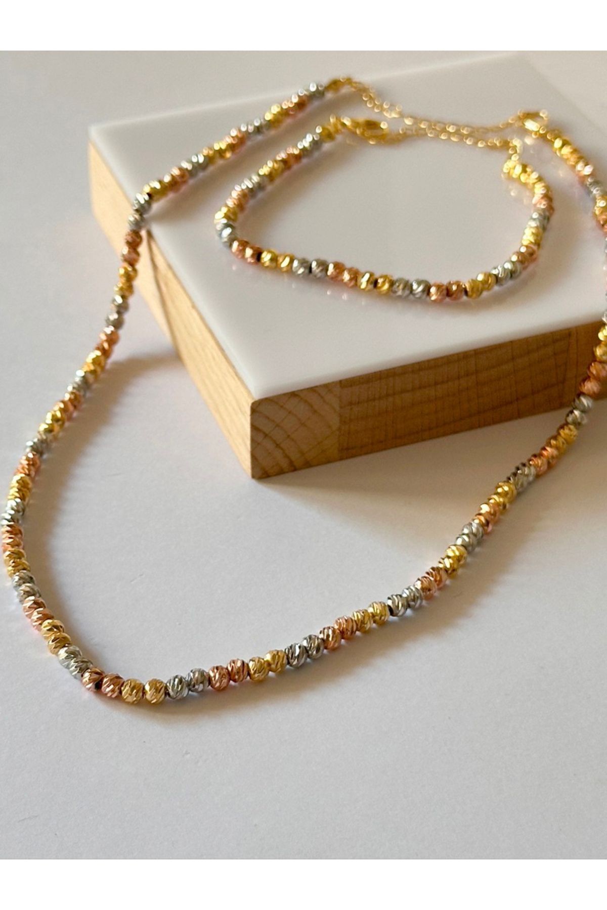 Dorika Gold Silver Ve Bronz Renk Detaylı Kolye