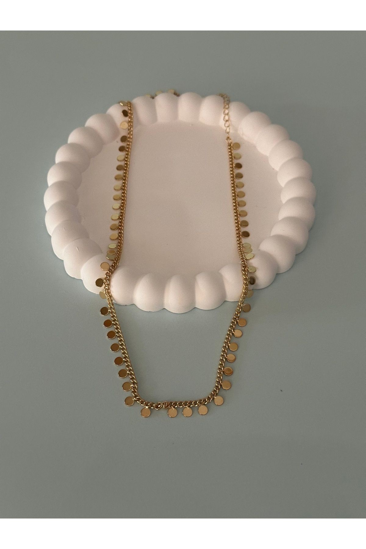Özel Seri Pul Daire Plaka Sallantılı Kolye (42 Cm)