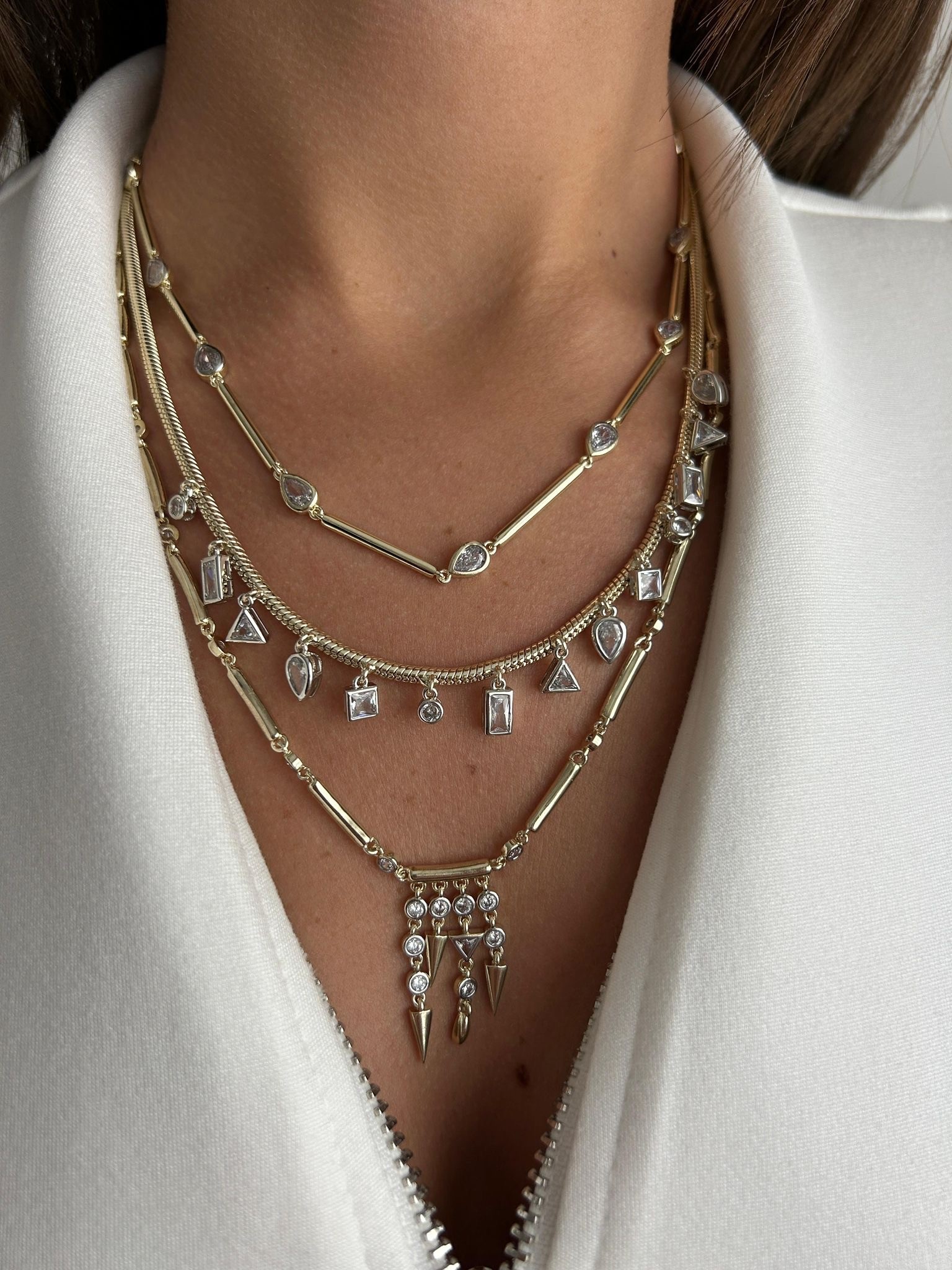 Özel Seri Gold Geometrik Zirkon Taş Detaylı Sallantılı Kolye