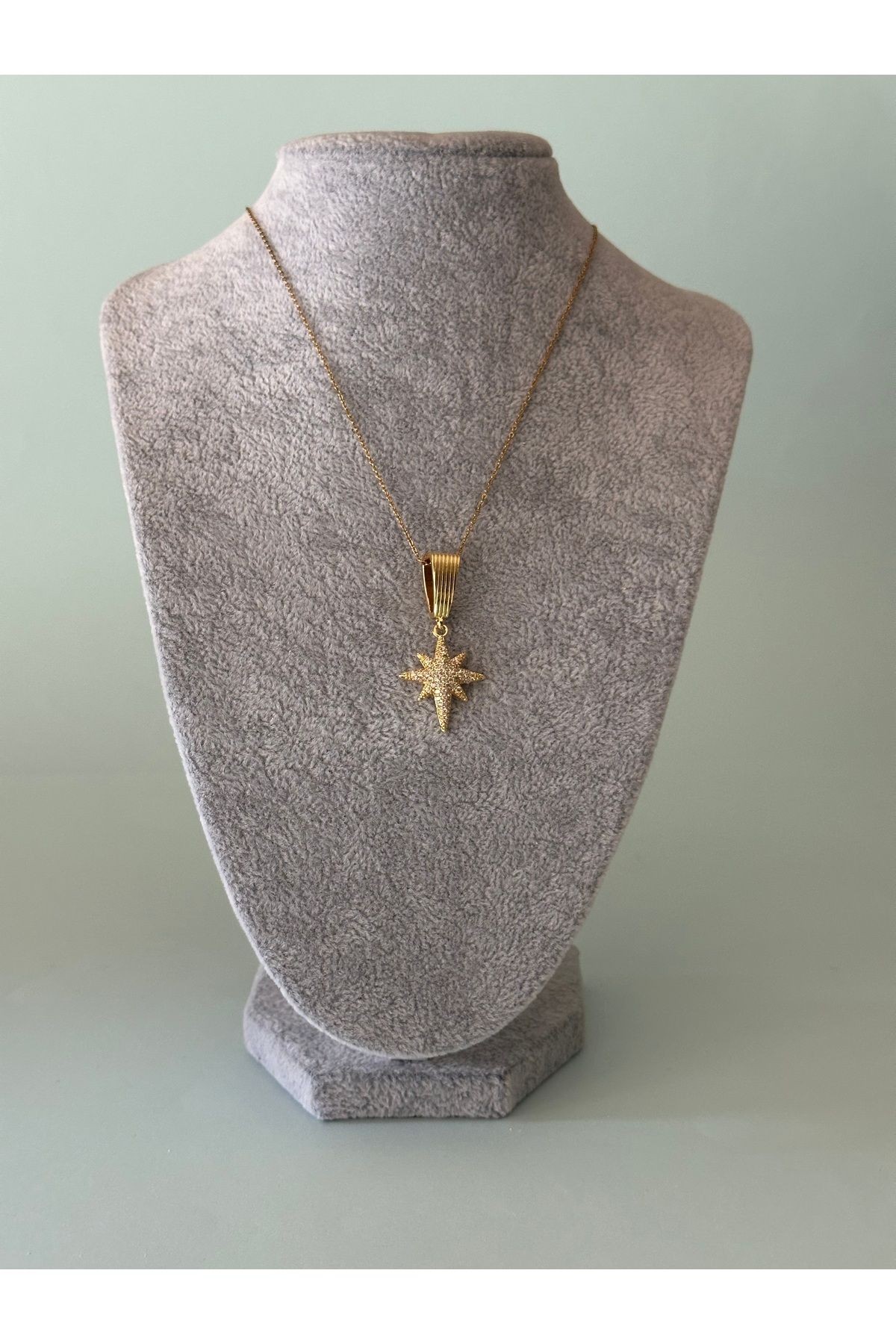 Çelik Zirkon Taşlı Detaylı Kuzey Yıldızı Gold Kolye (46 cm)