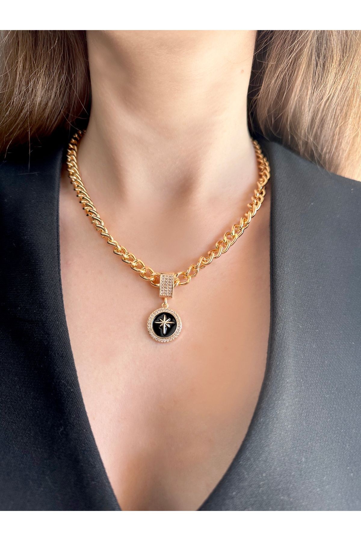 Kalın Zincirli Madalyon Gold Kolye