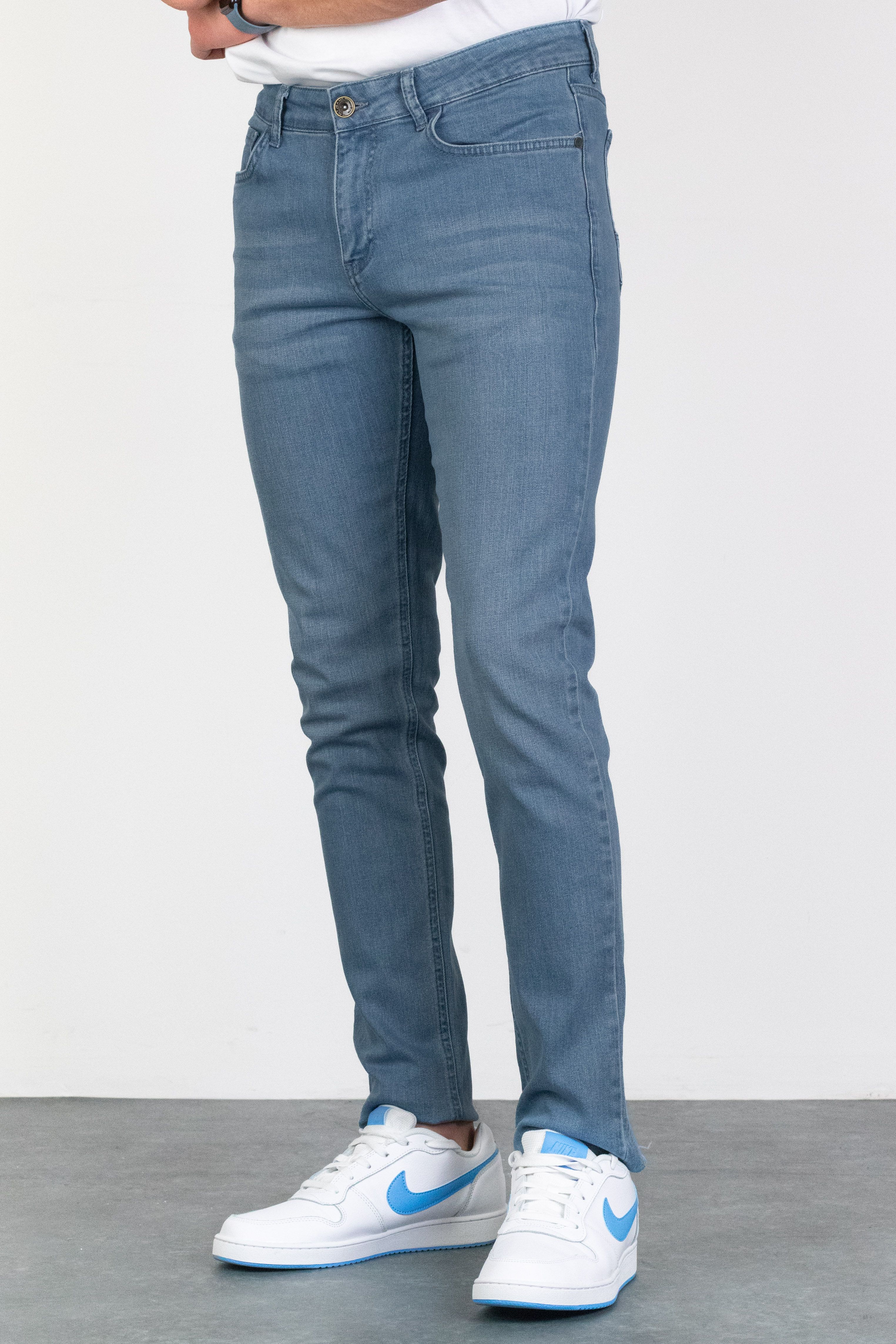 Mavi Slim Fit Taşlamalı Jean HLTHE001941