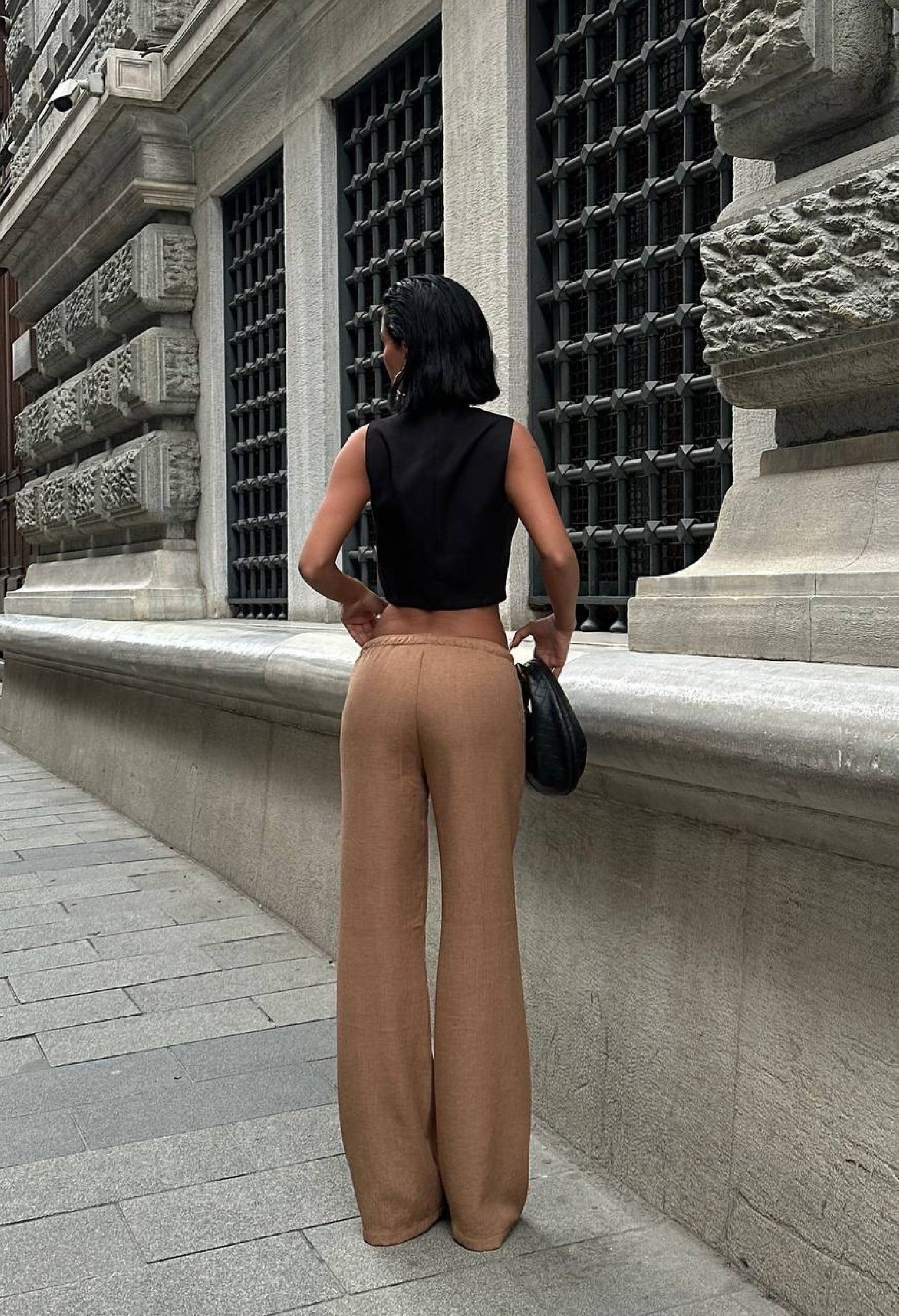 Açık Kahve Kadın Bel Lastik Detaylı İnce Dökümlü Baggy Keten Pantolon EMİLY-3015
