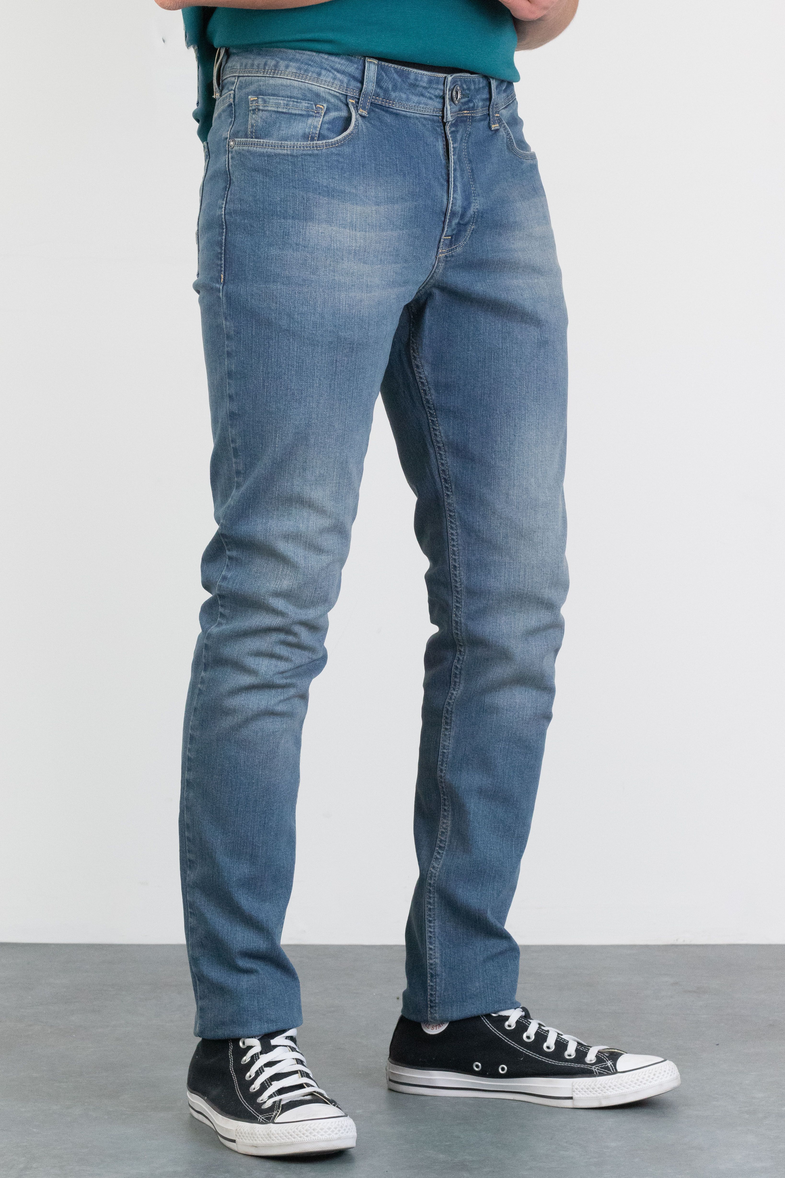 Açık Mavi Taşlamalı Slim Fit Jean HLTHE001943A