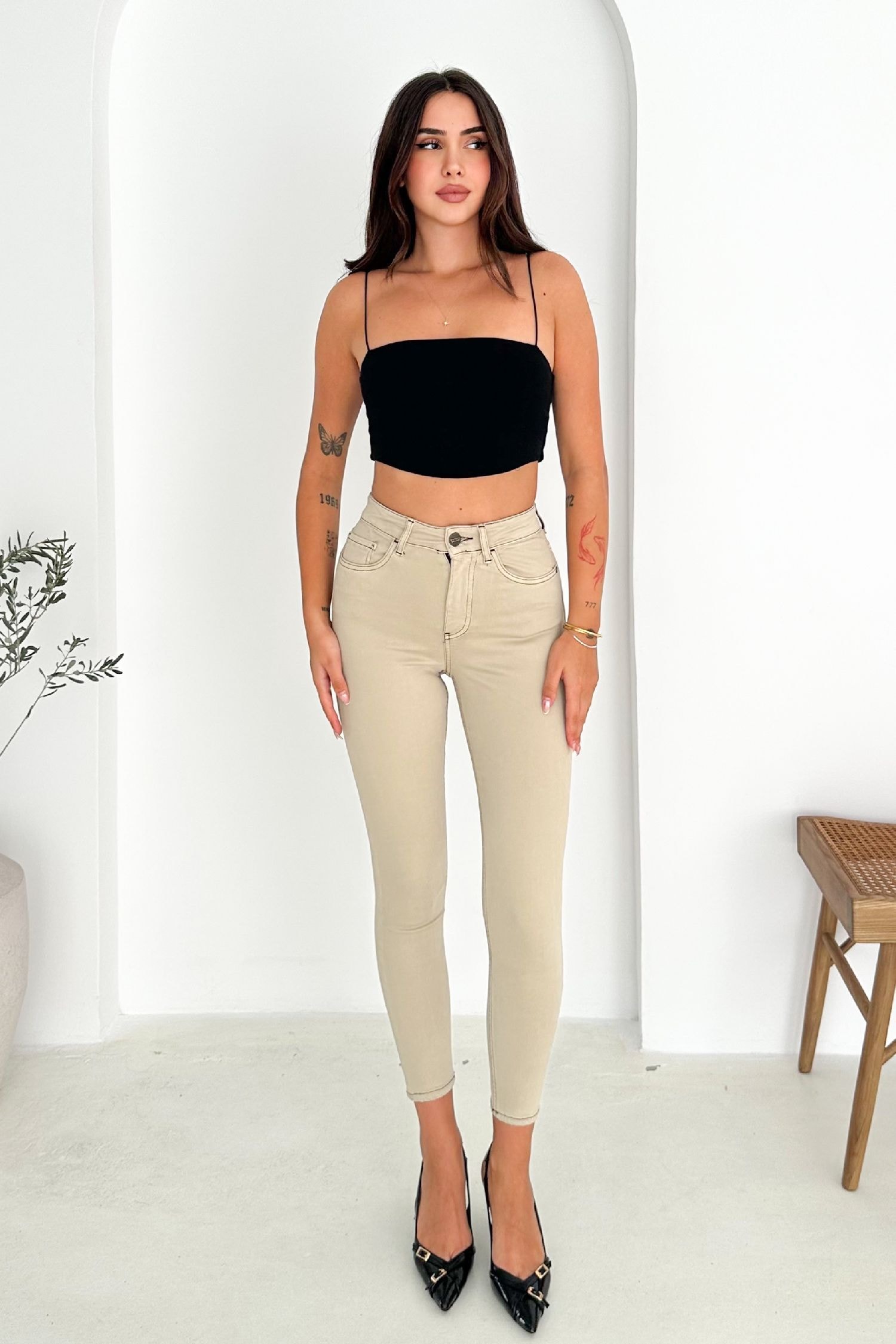 Kadın Fil Dişi Süper Skinny Fit Koyu İplik Detaylı Esnek Likralı Yüksek Bel Jean Kot Pan JENNİE-2010