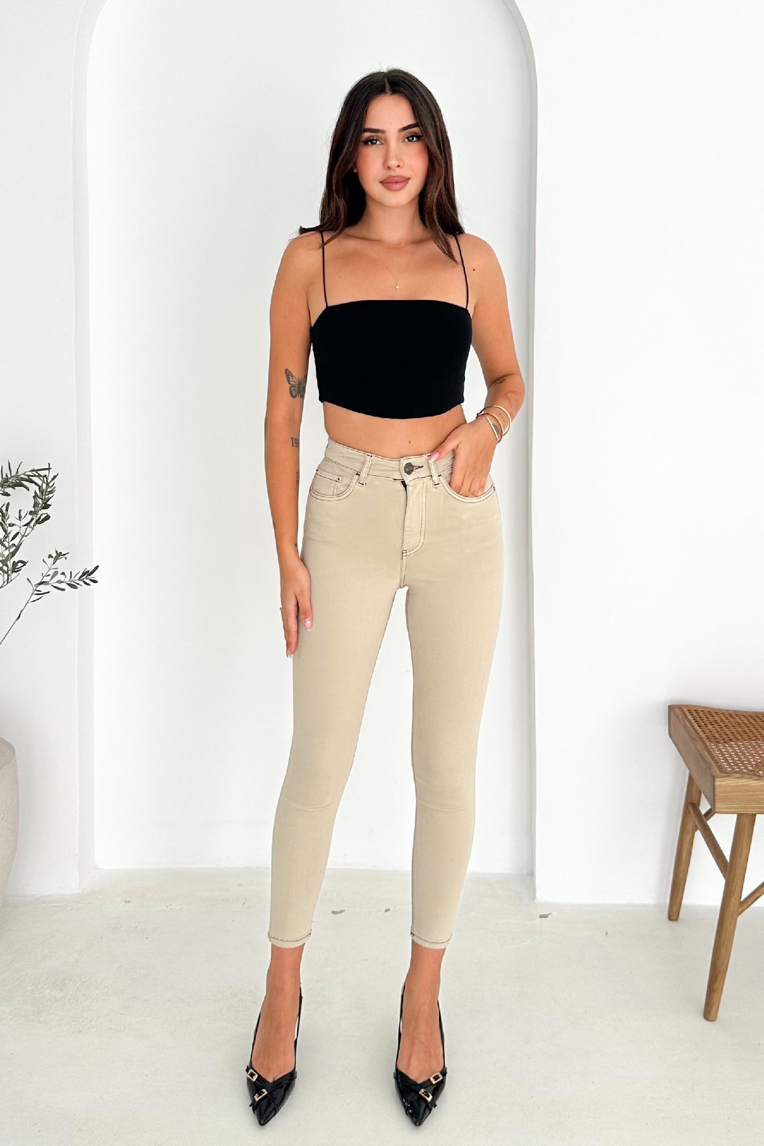 Kadın Fil Dişi Süper Skinny Fit Koyu İplik Detaylı Esnek Likralı Yüksek Bel Jean Kot Pan JENNİE-2010