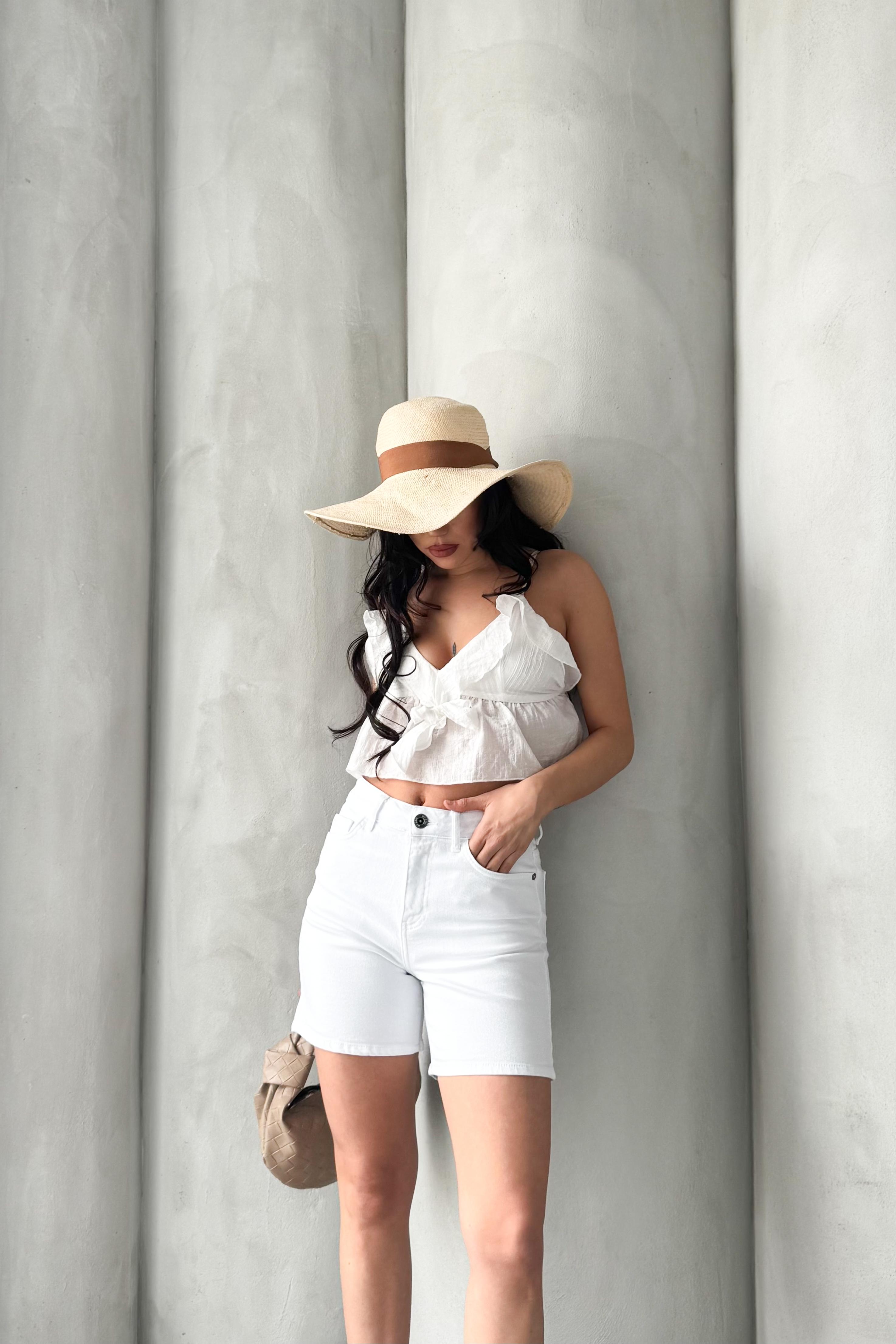 Beyaz Kadın Lily Likralı Mom Fit Yüksek Bel Esnek 90's Denim Şort LİLY-2078