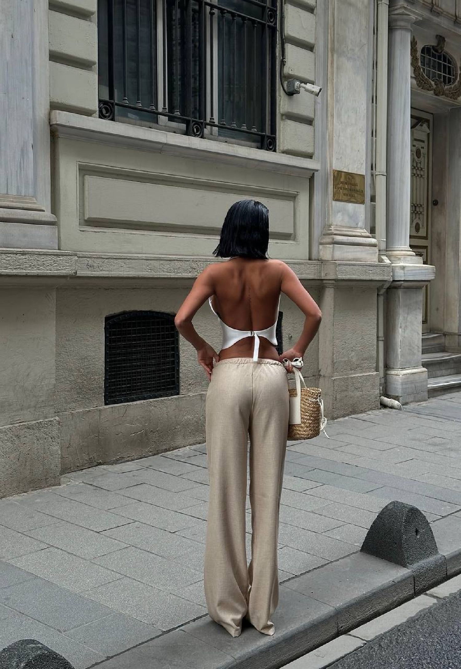 Krem Kadın Bel Lastik Detaylı İnce Dökümlü Baggy Keten Pantolon EMİLY-3018