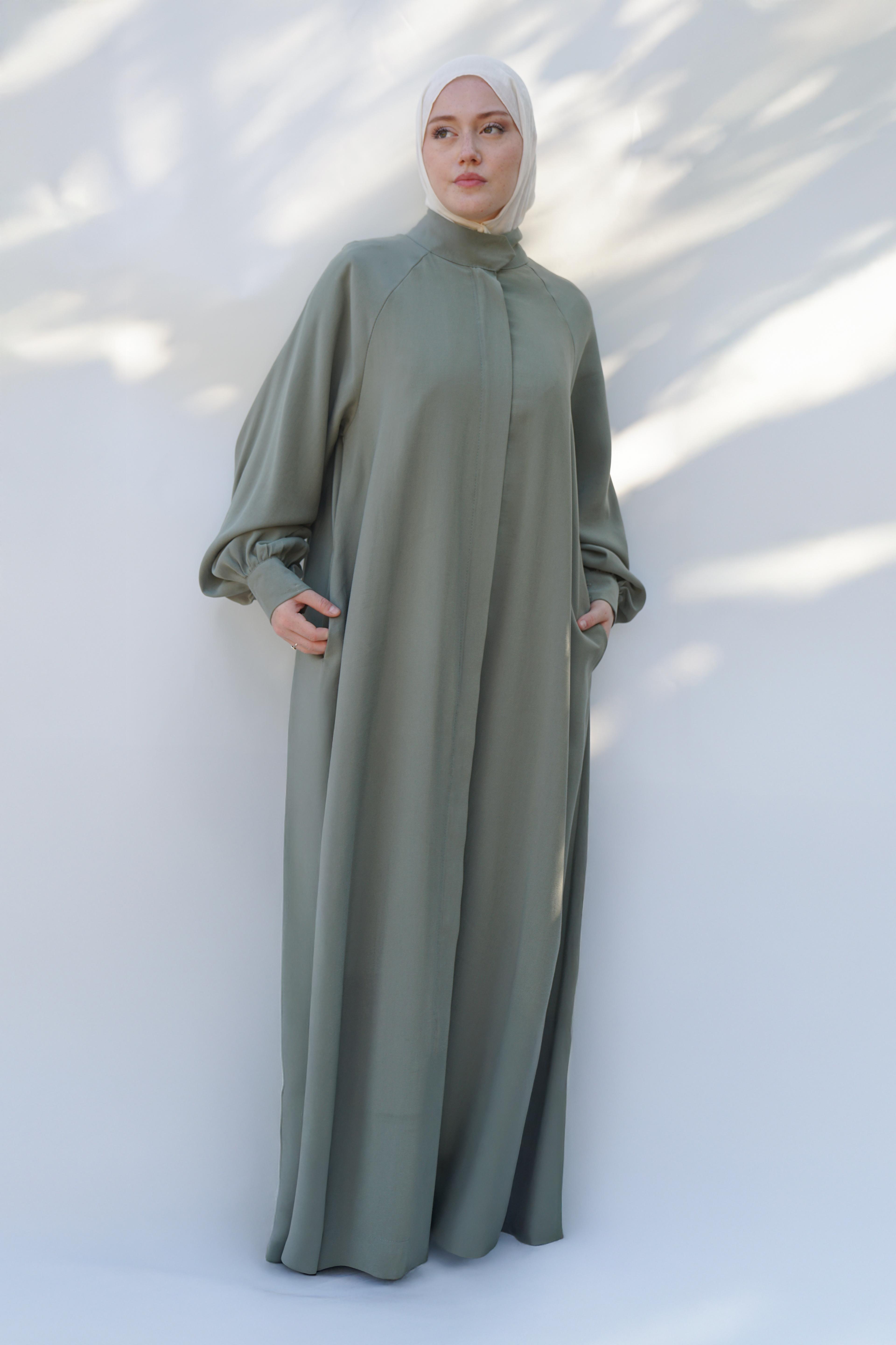 Reglan Kol Ferace - ÇAĞLA YEŞİL