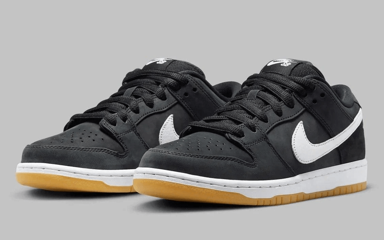 Nike SB Dunk Low With Black/Gum