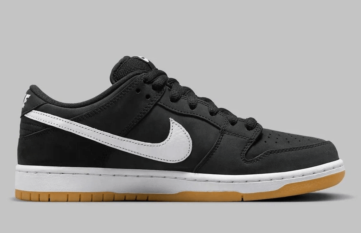 Nike SB Dunk Low With Black/Gum