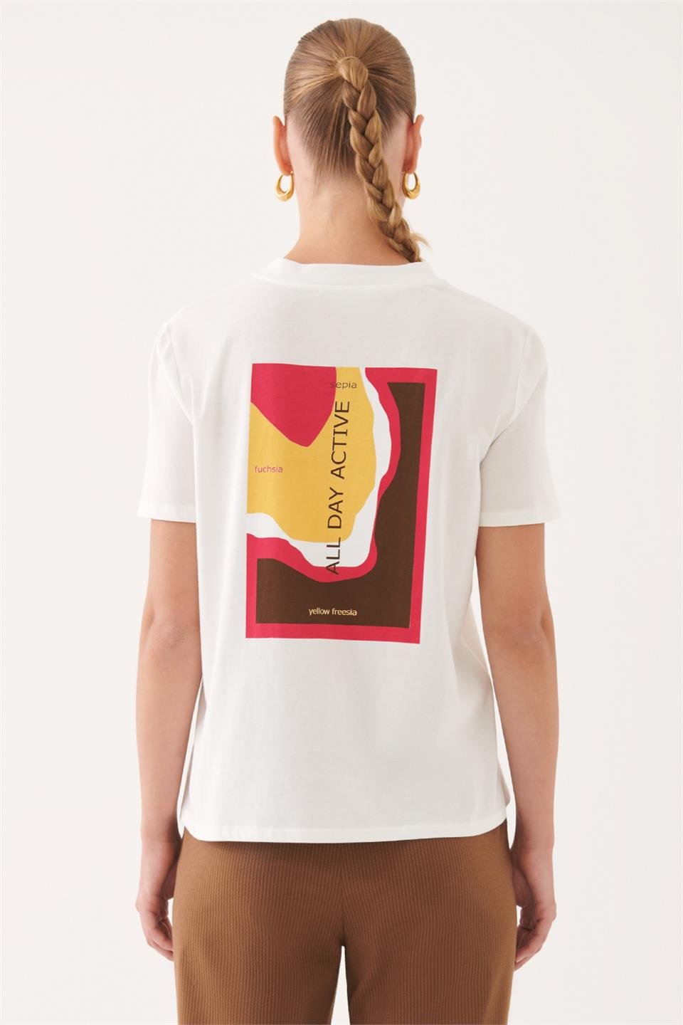 Perspective Coras T-Shirt