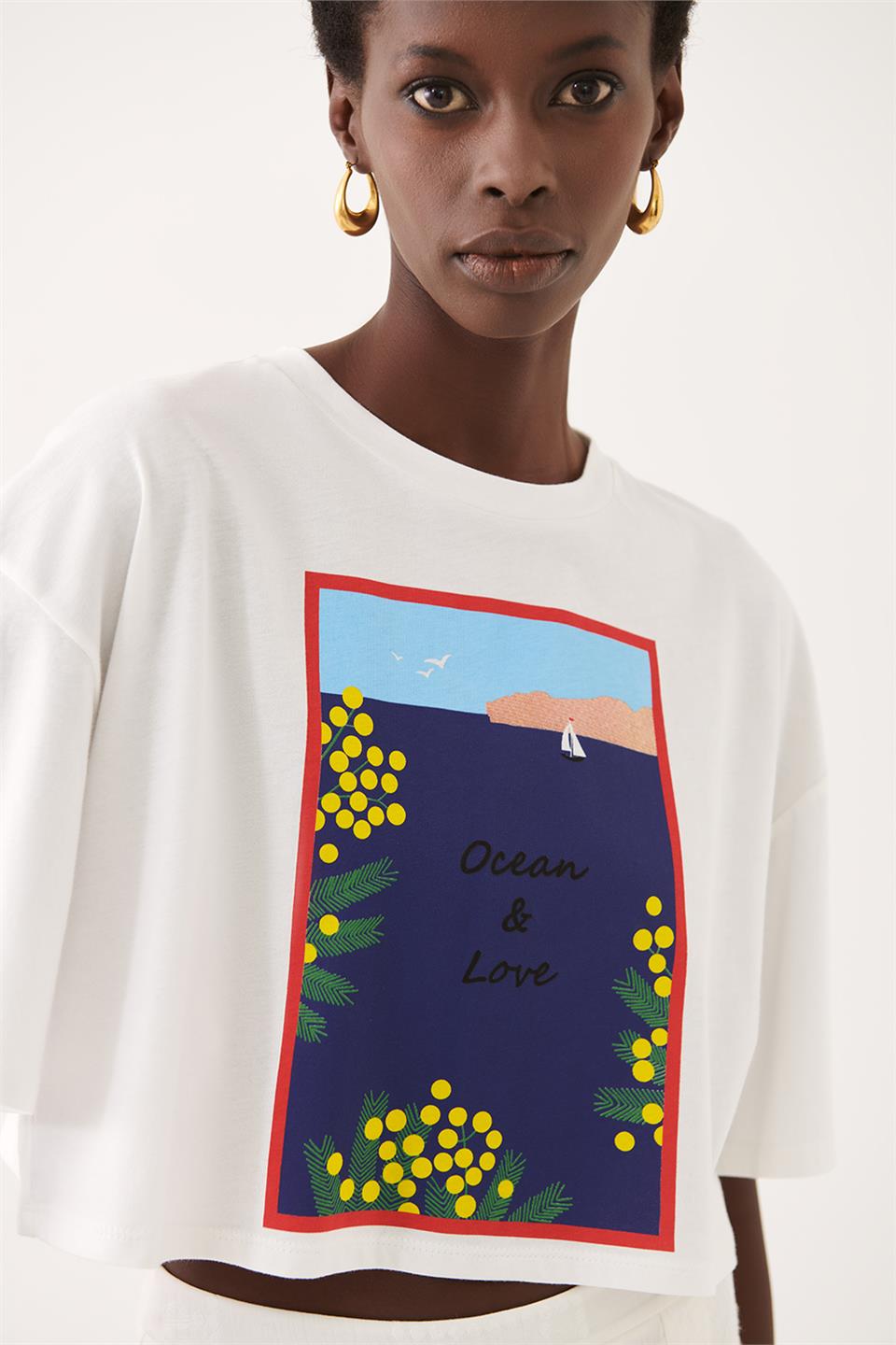 Perspective Coras T-Shirt