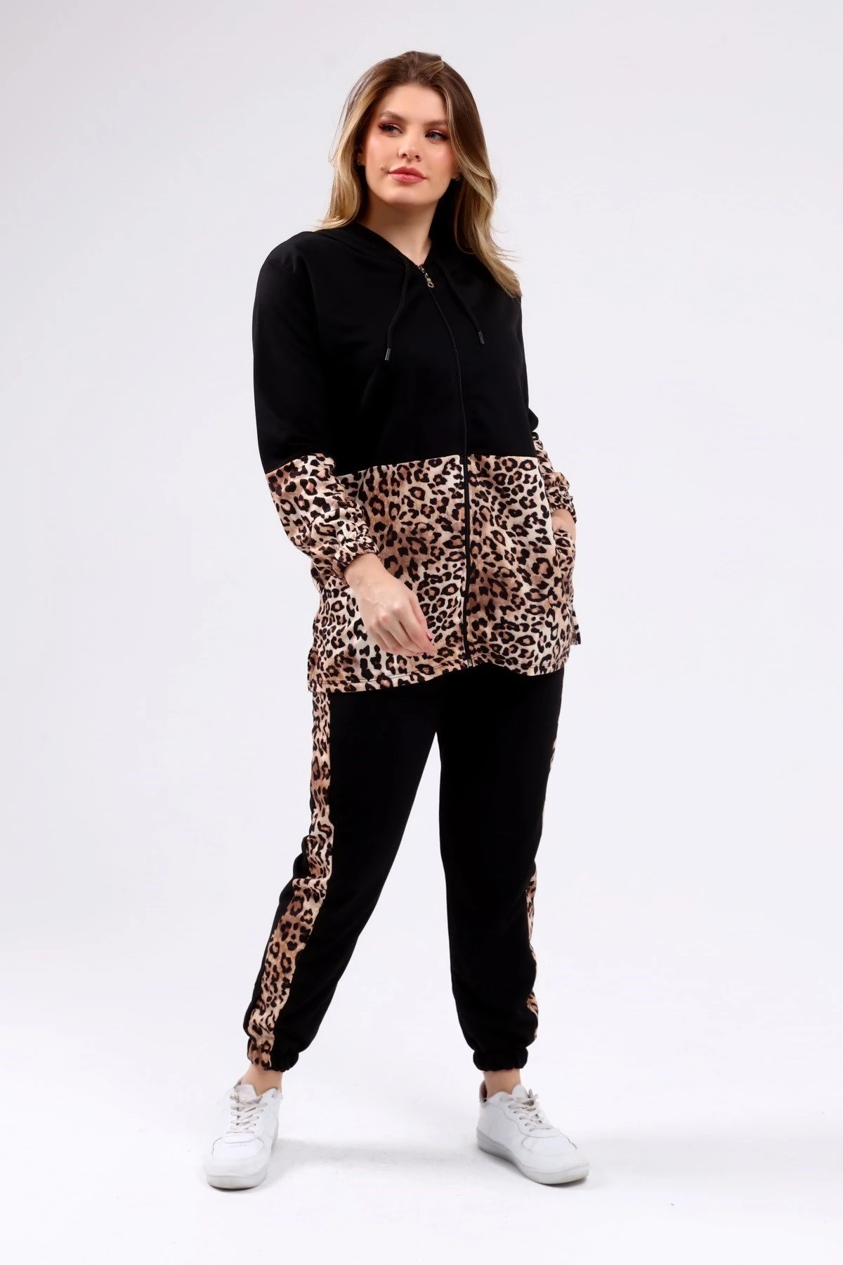 Kapşonlu Fermuarlı Leopar Desen Büyük Beden Siyah İkili Takım