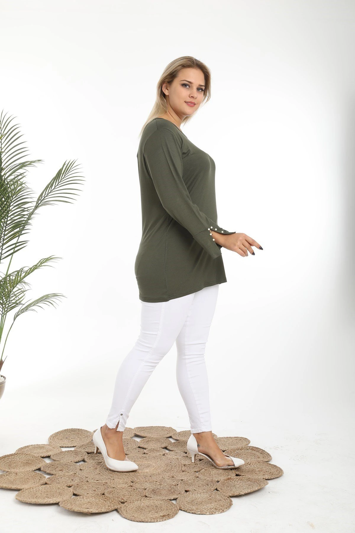 İnci Kol Büyük Beden Haki Viskon Bluz