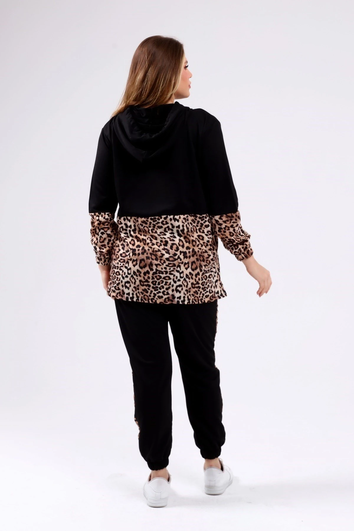 Kapşonlu Fermuarlı Leopar Desen Büyük Beden Siyah İkili Takım