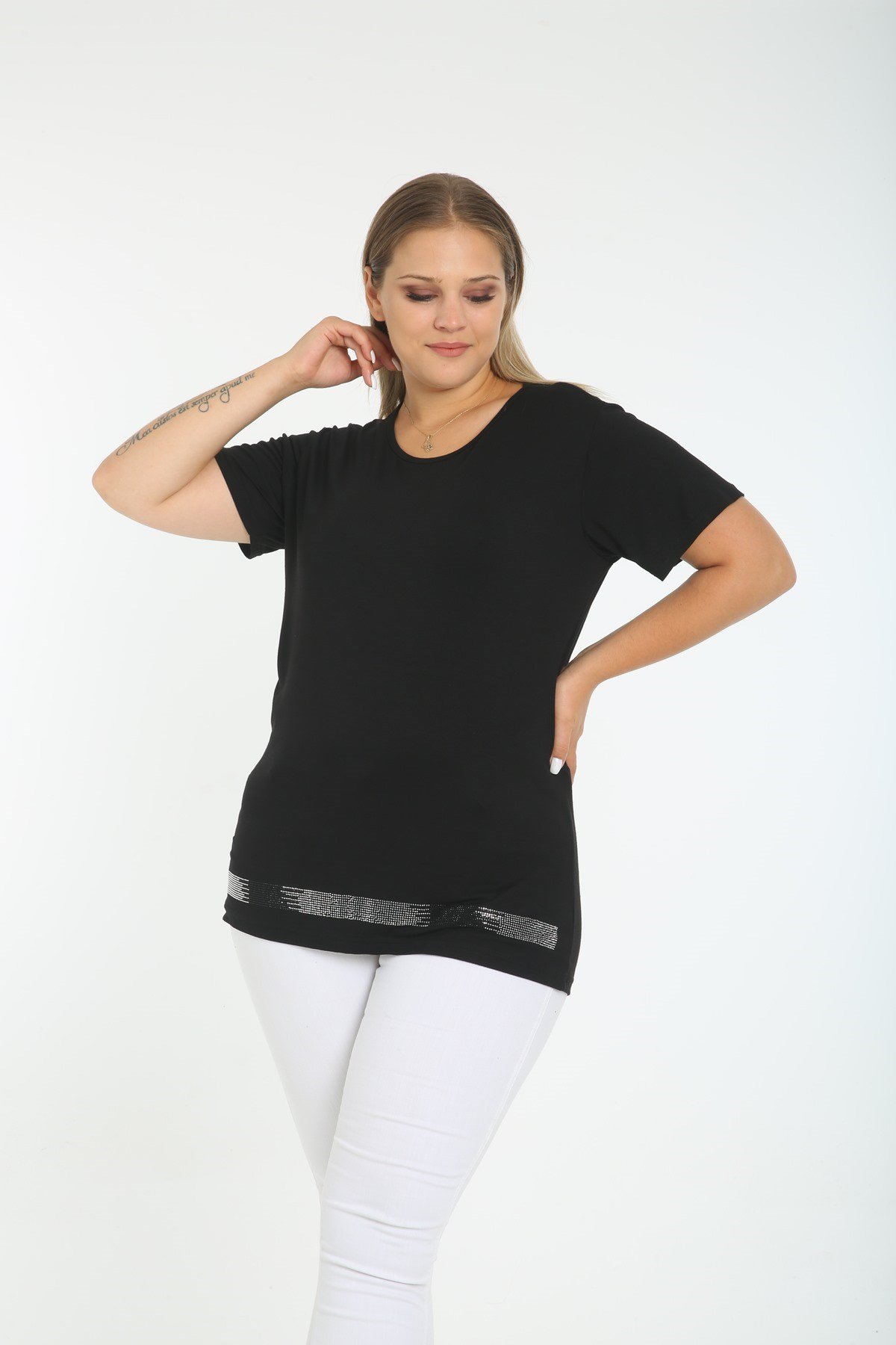 Bel Kısmı Taş Şerit Büyük Beden Siyah Tişört