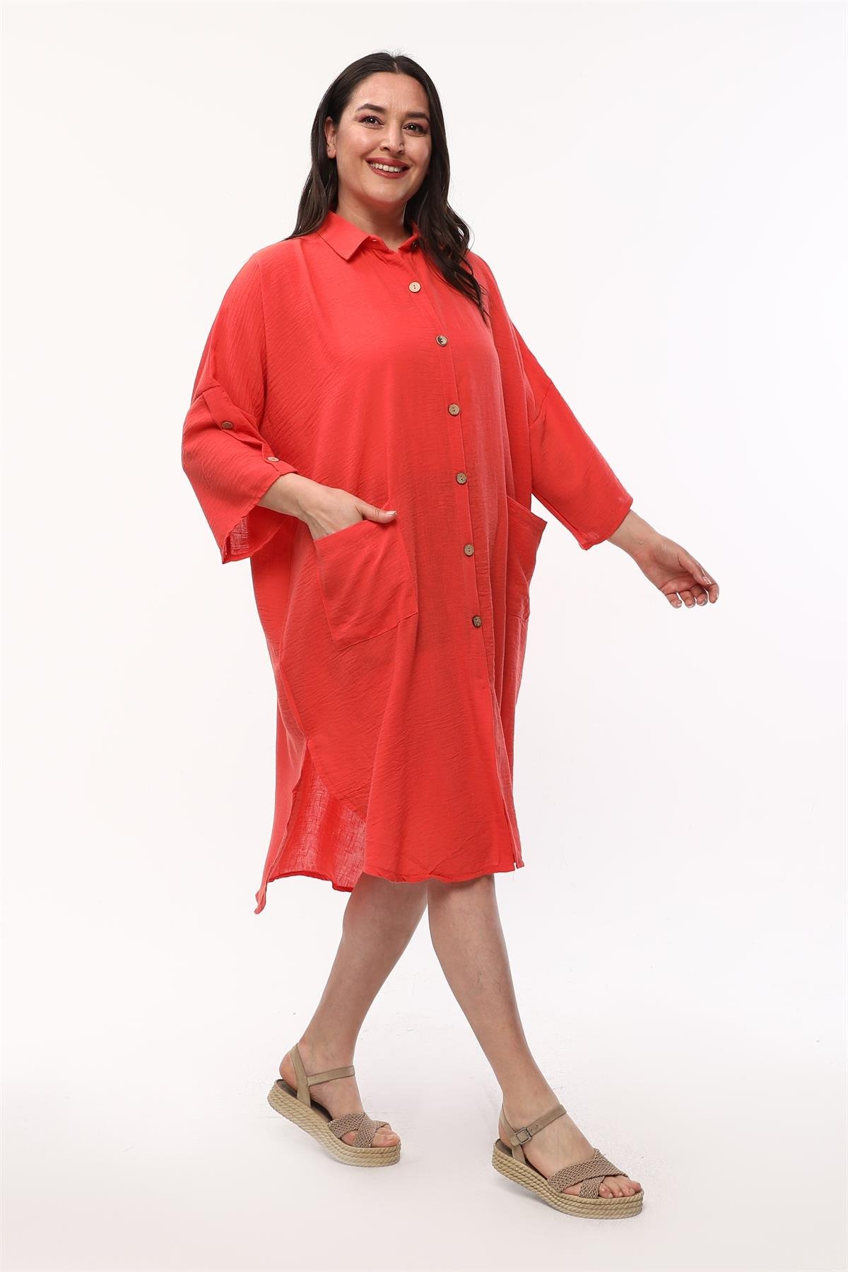 Önü Düğmeli Oversize Kırmızı Keten Elbise