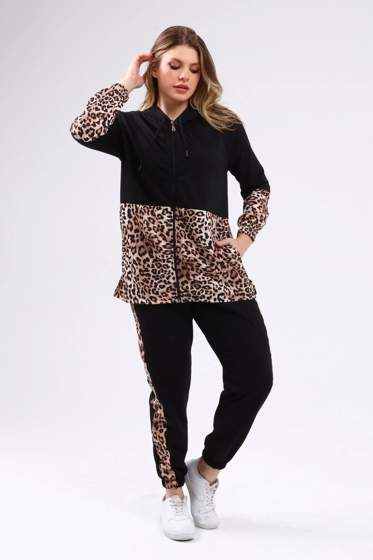 Kapşonlu Fermuarlı Leopar Desen Büyük Beden Siyah İkili Takım