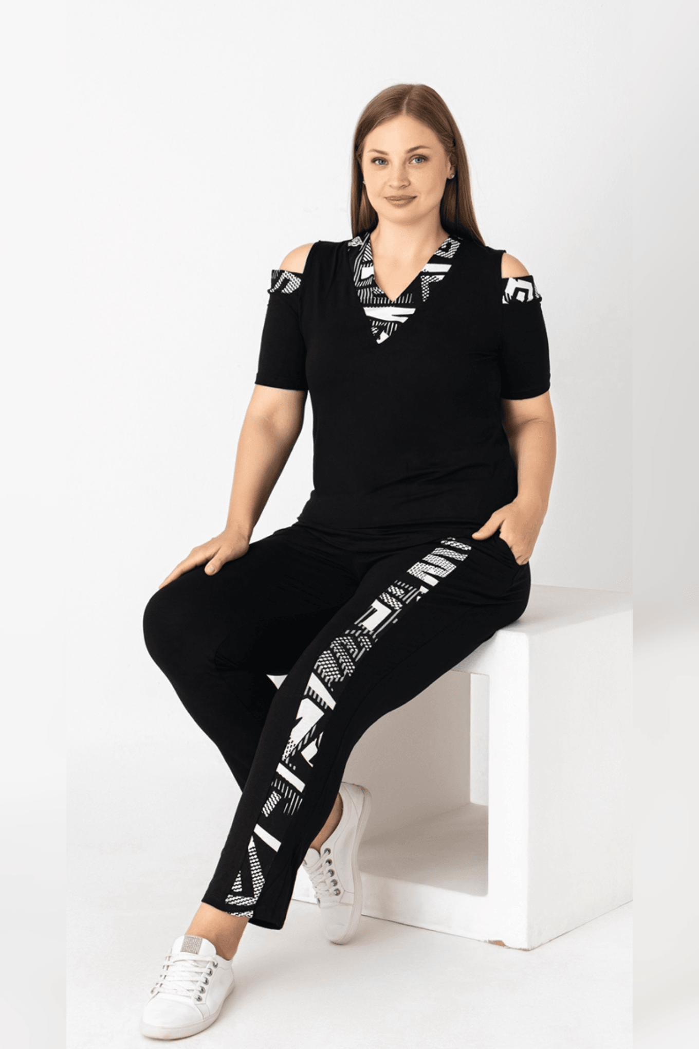 Omuz Pencere Garnili Şerit İkili Takım Çizgi Desen