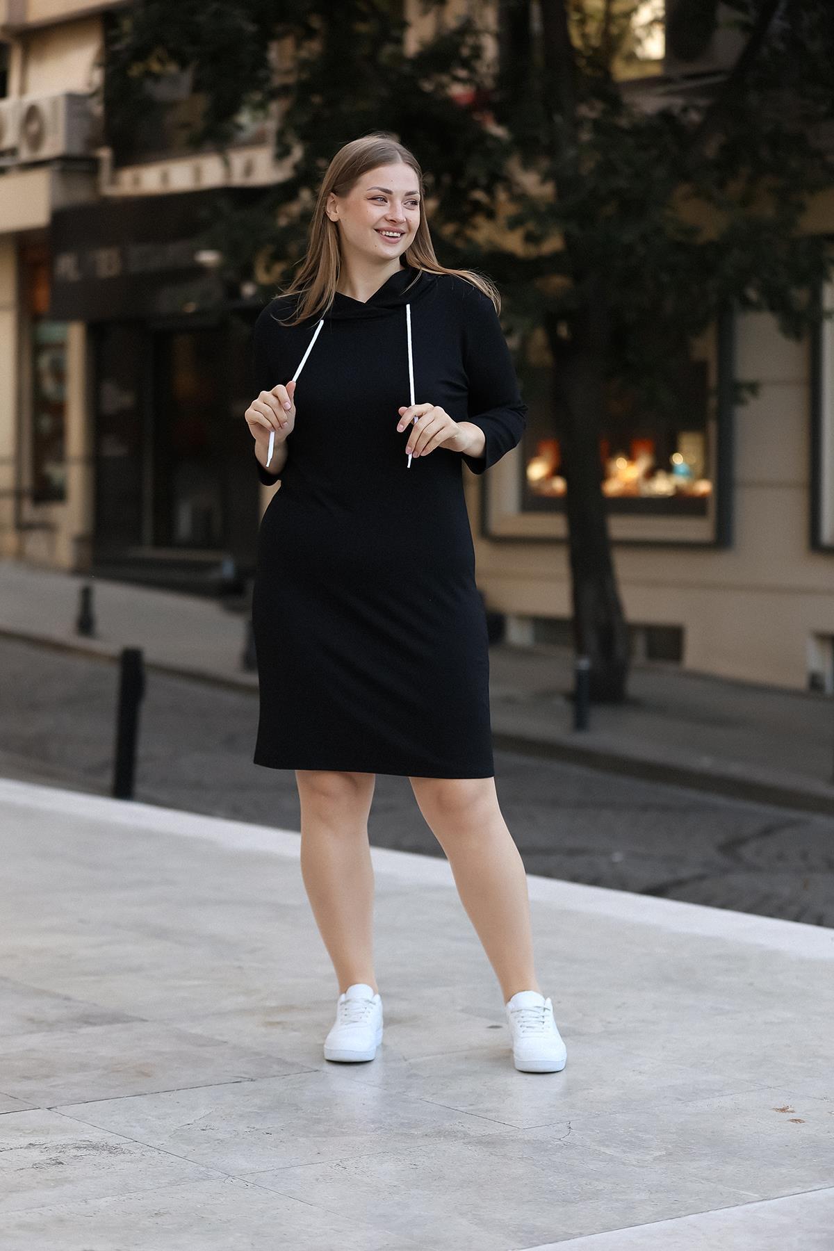 Kapşonlu Büyük Beden Siyah Elbise